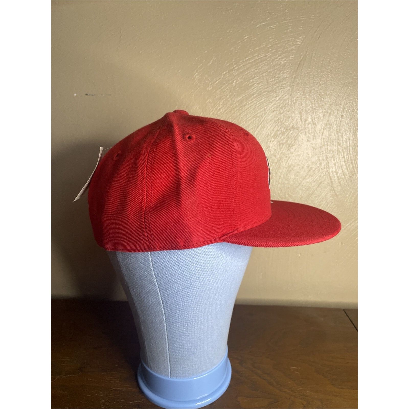 Reebok VTG Tampa Bay Buccaneers Hat Reebok Fitted Sz 7 3/8 Red NWT Size US XL / EU 56 / 4 - 4 Thumbnail
