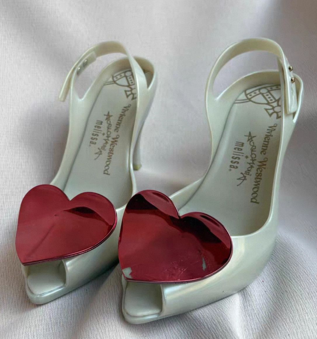 Vivienne Westwood Vivienne Westwood Pearl Heart Heels . Size US 8 / IT 38 - 1 Thumbnail