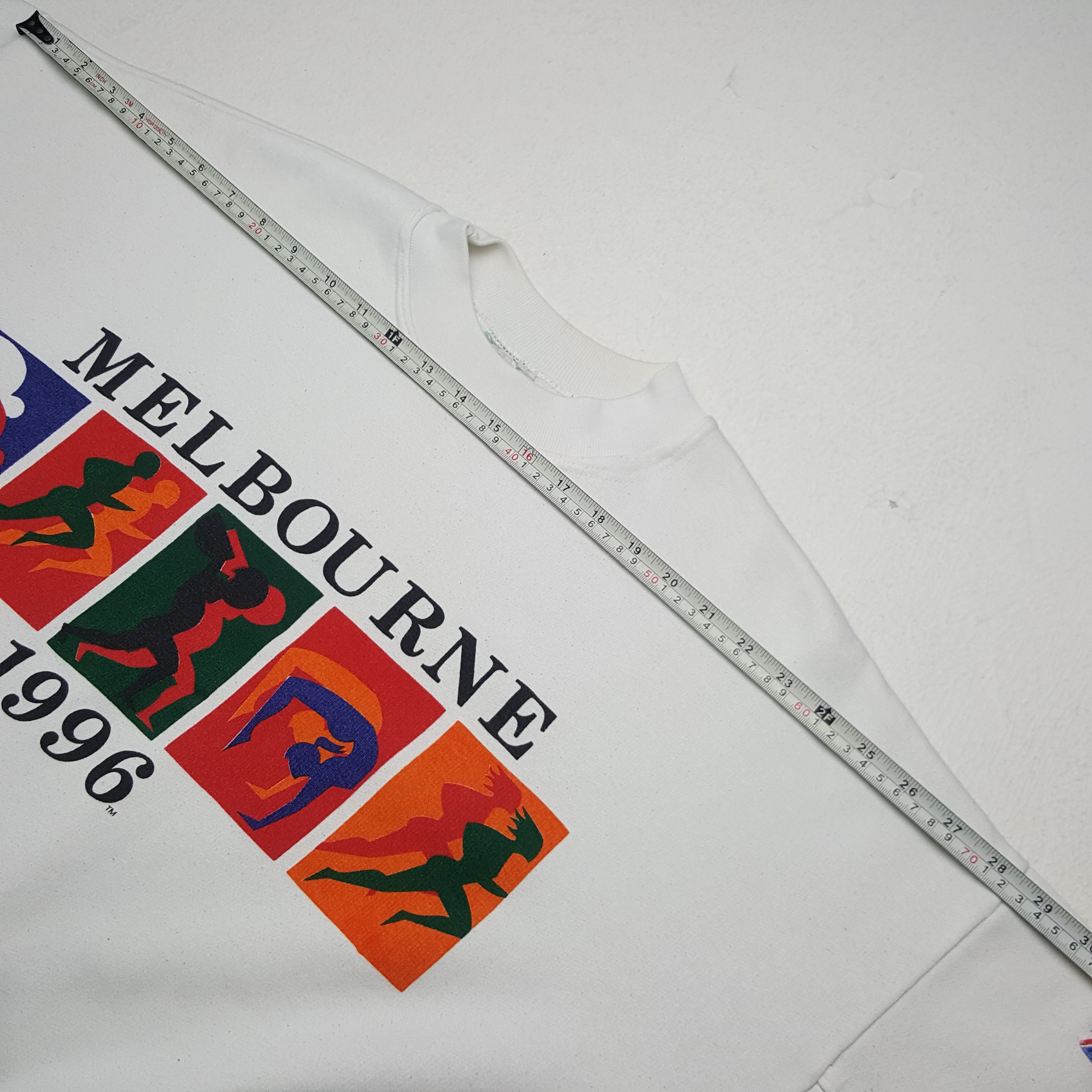 Vintage Vintage Melbourne Australia 1990 Sweatshirt Size US XL / EU 56 / 4 - 5 Thumbnail
