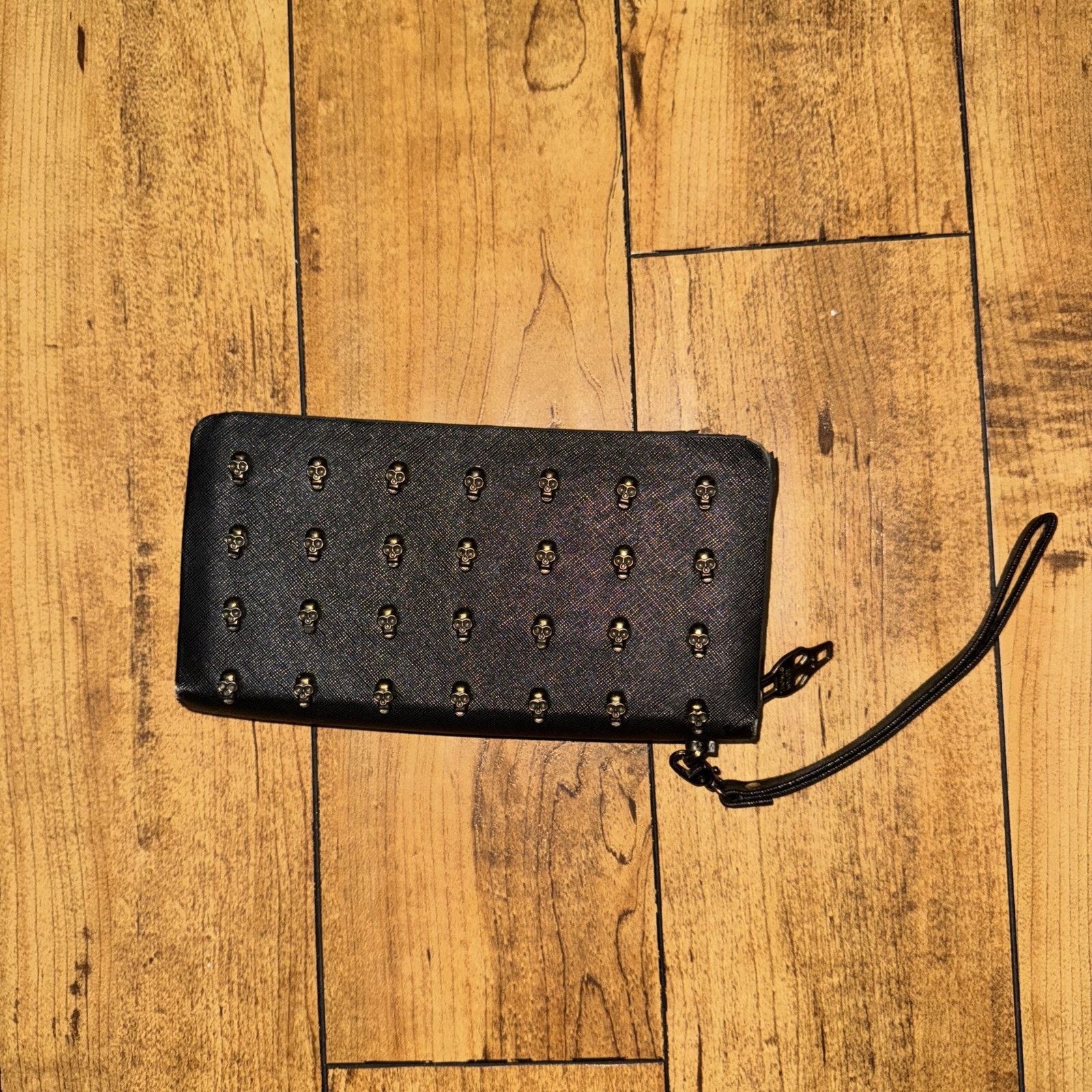 Goth Money × Thomas Wylde × Vintage Thomas Wylde Black Silver Skull Embellished Clutch Handbag Size ONE SIZE - 1 Thumbnail
