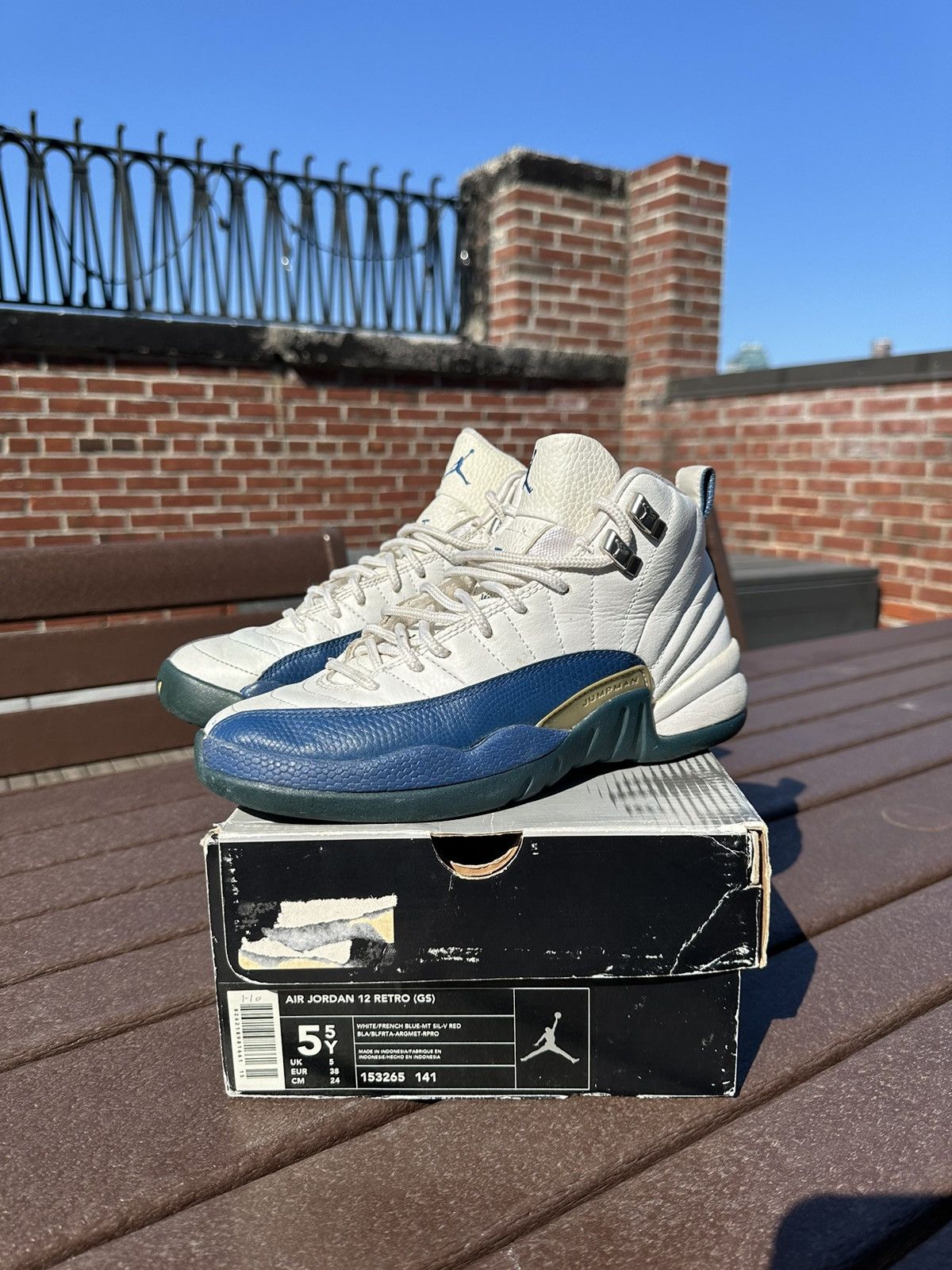 Jordan Brand × Vintage 2004 “French Blue” Air Jordan 12 Retro (GS) Size US 5.5 / EU 38 - 1 Thumbnail