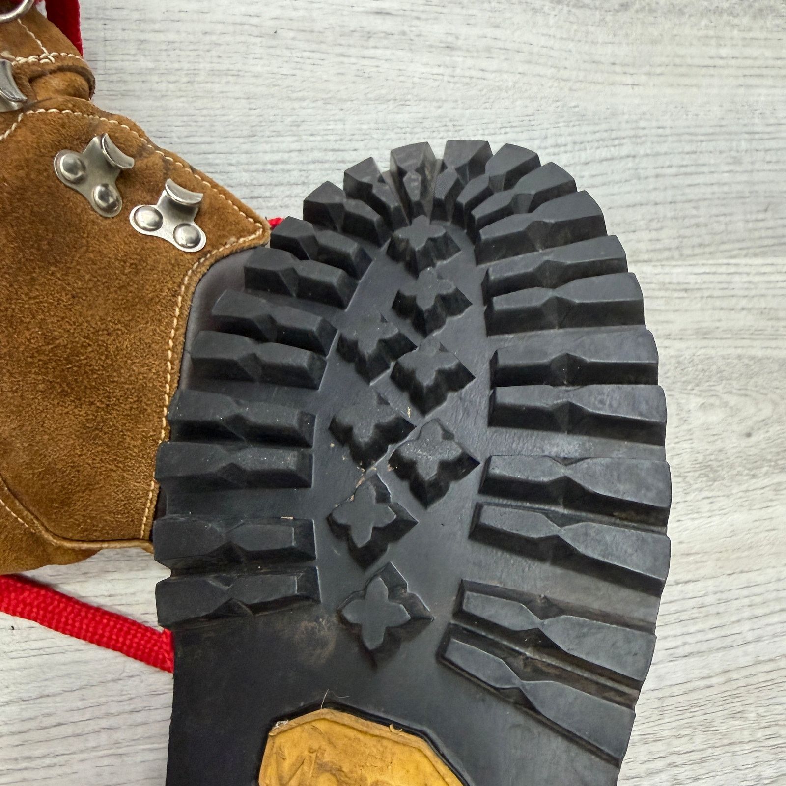 Vintage Vintage Sears Mountaineering Hiking Boots Women's 7D 70s Size US 7 / IT 37 - 11 Thumbnail