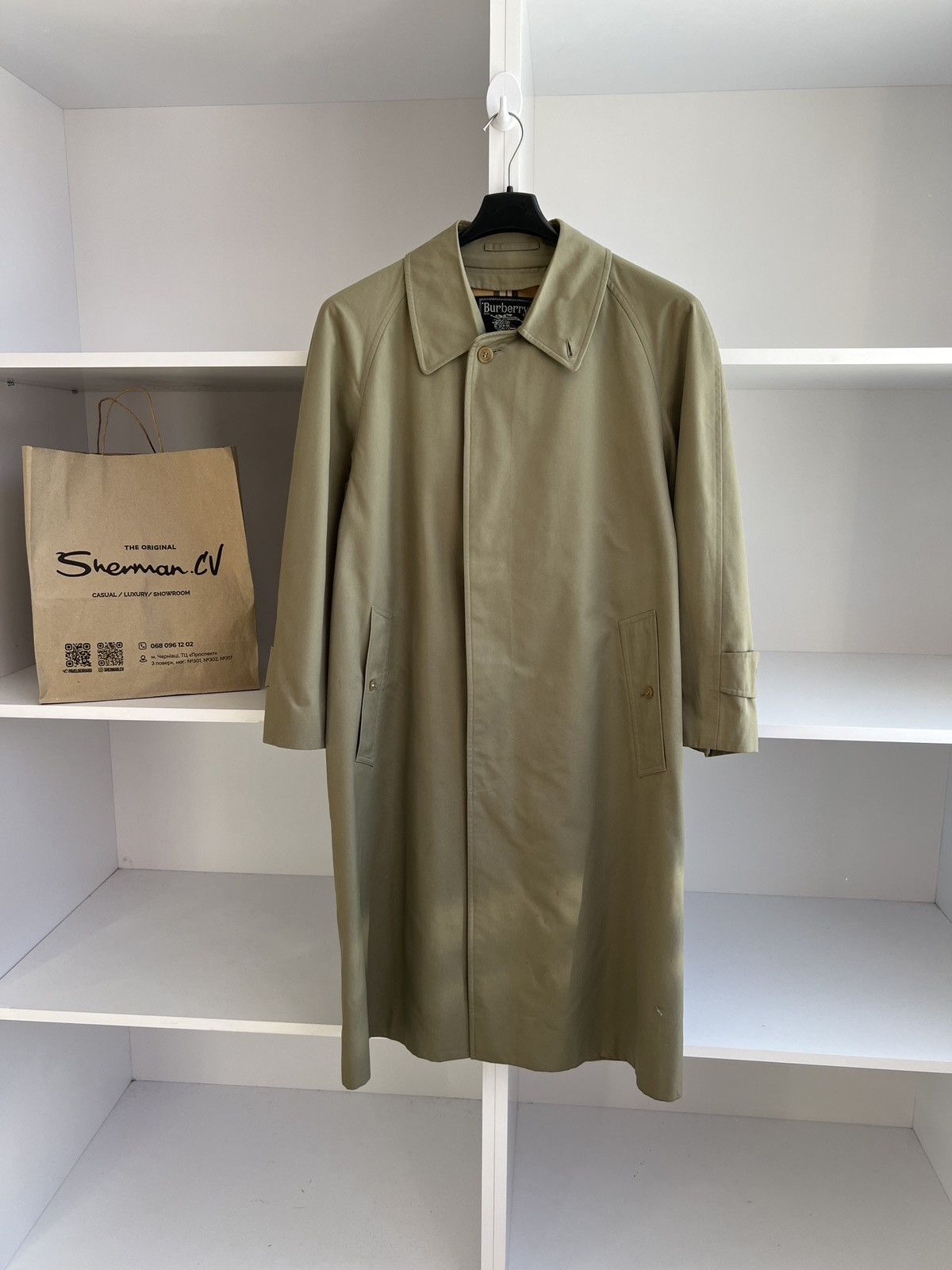 Burberry × Vintage Vintage Burberry trench coat old money style Size US L / EU 52-54 / 3 - 1 Thumbnail
