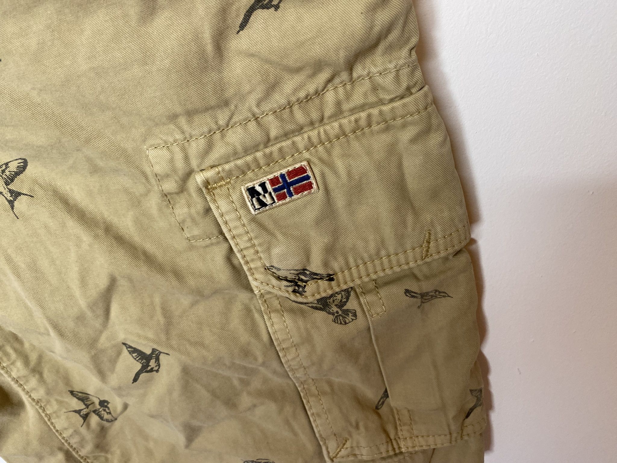Napapijri NAPAPIJRI CARGO SHORTS MENS HIKING WALKING FISHING NORWAY Size US 31 - 6 Thumbnail
