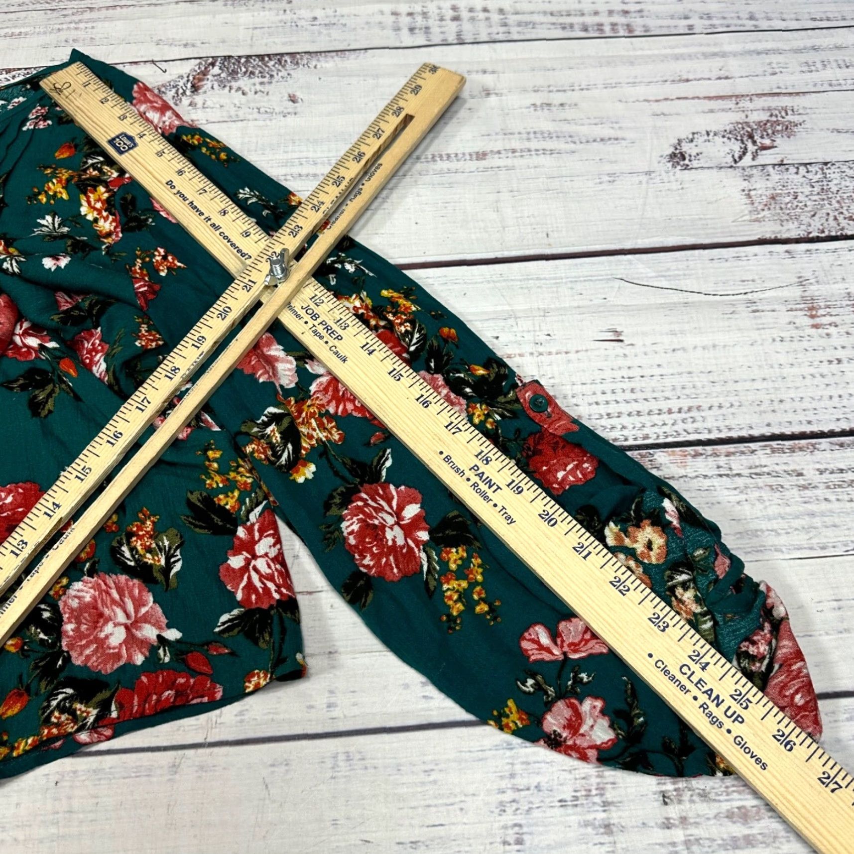 Vintage Suzanne Betro Womens Blouse Long Sleeve Floral Green 3X Keyhole Tie Roll Tab Shirt Plus Size Size XXL / US 16-18 / IT 52-54 - 3 Thumbnail