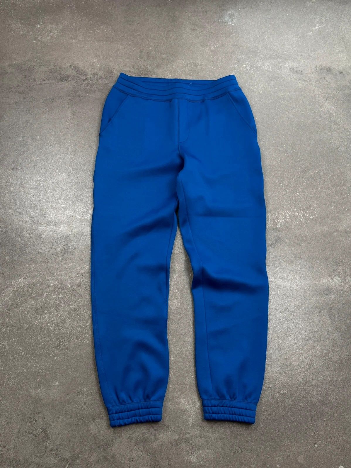 AMI Ami jogging pants street wear luxury Size US 30 / EU 46 - 1 Thumbnail