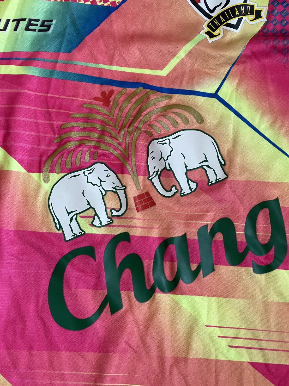 Vintage 90 minutes Thailand 🇹🇭 soccer jersey multicolour Size US M / EU 48-50 / 2 - 5 Thumbnail