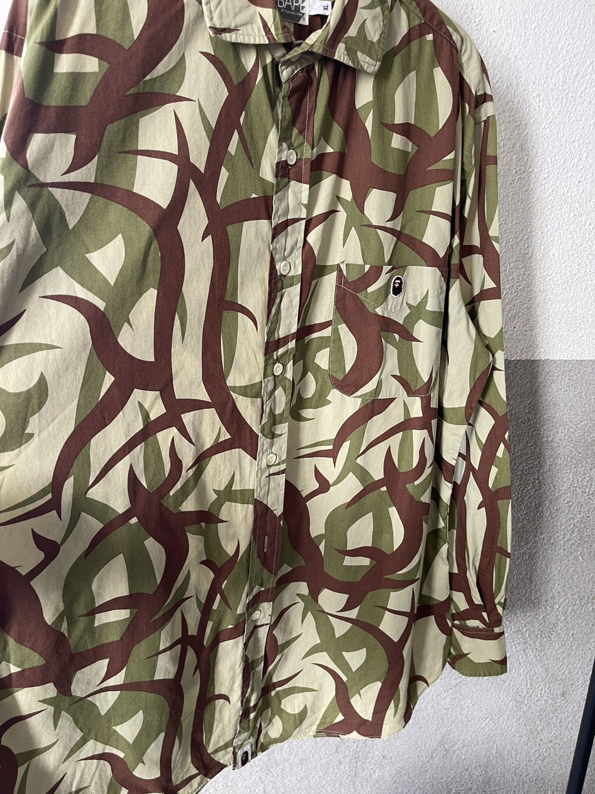 Bape OG Bape Tribal Camo Longsleeve Button Shirt Size US XL / EU 56 / 4 - 3 Thumbnail