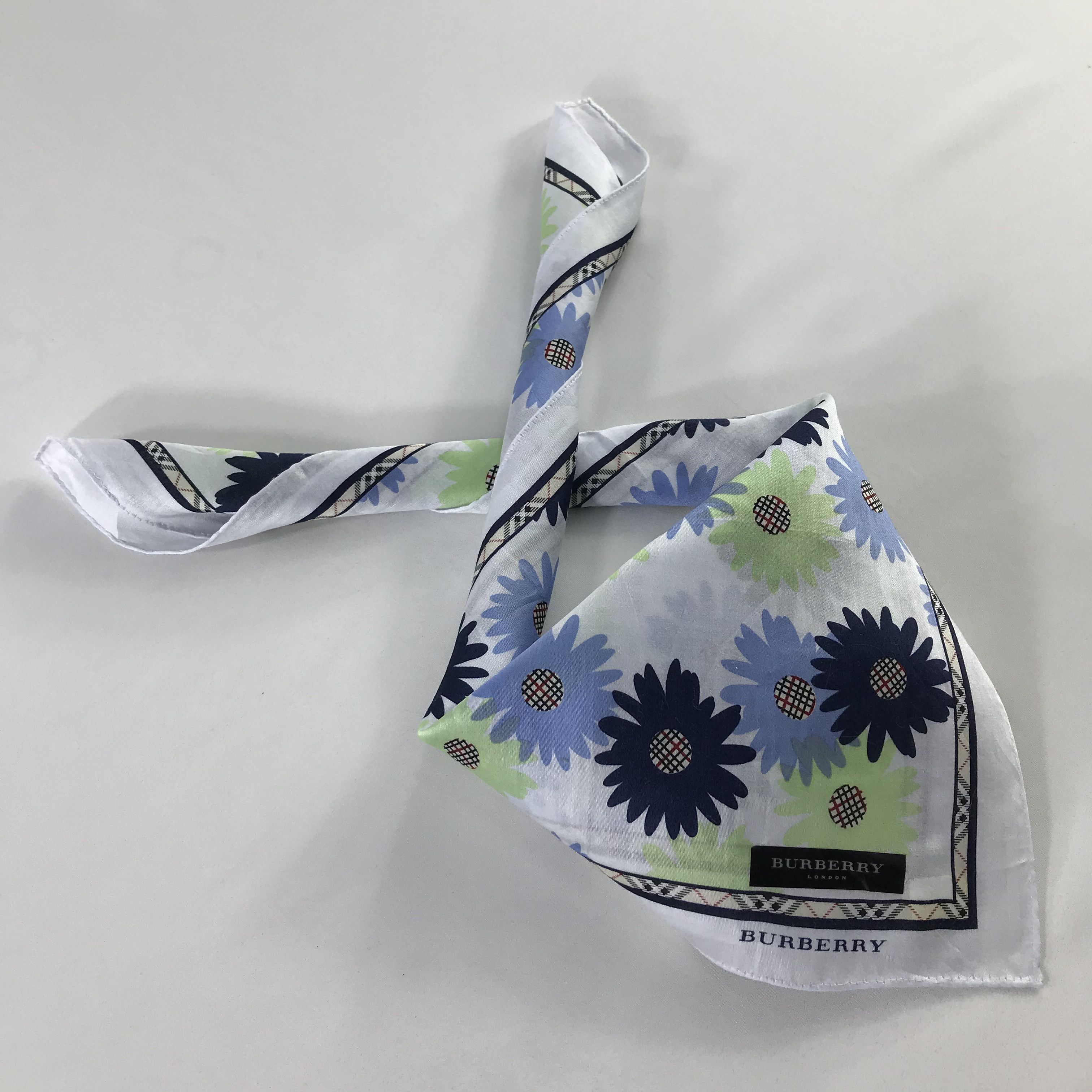 Burberry × Vintage Burberry Bandana / Handkerchief / Neckerchief - S397 Size ONE SIZE - 4 Thumbnail