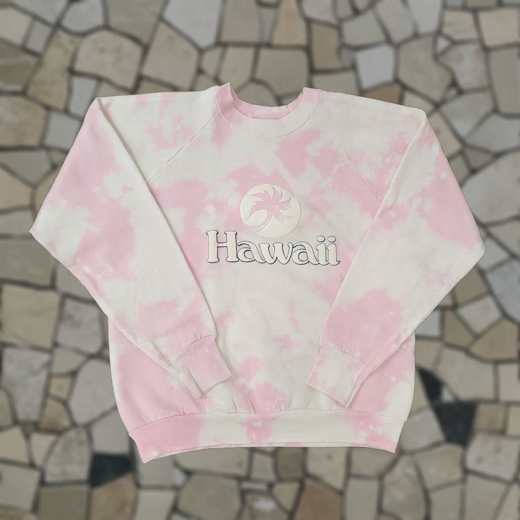 Fruit Of The Loom Vintage Hawaii Palm Sweatshirt Womens Large 21x21 Pink Bleached Crew Neck Pullover 80s 90s USA Fruit of the Loom Logo Graphic Size L / US 10 / IT 46 - 1 Thumbnail