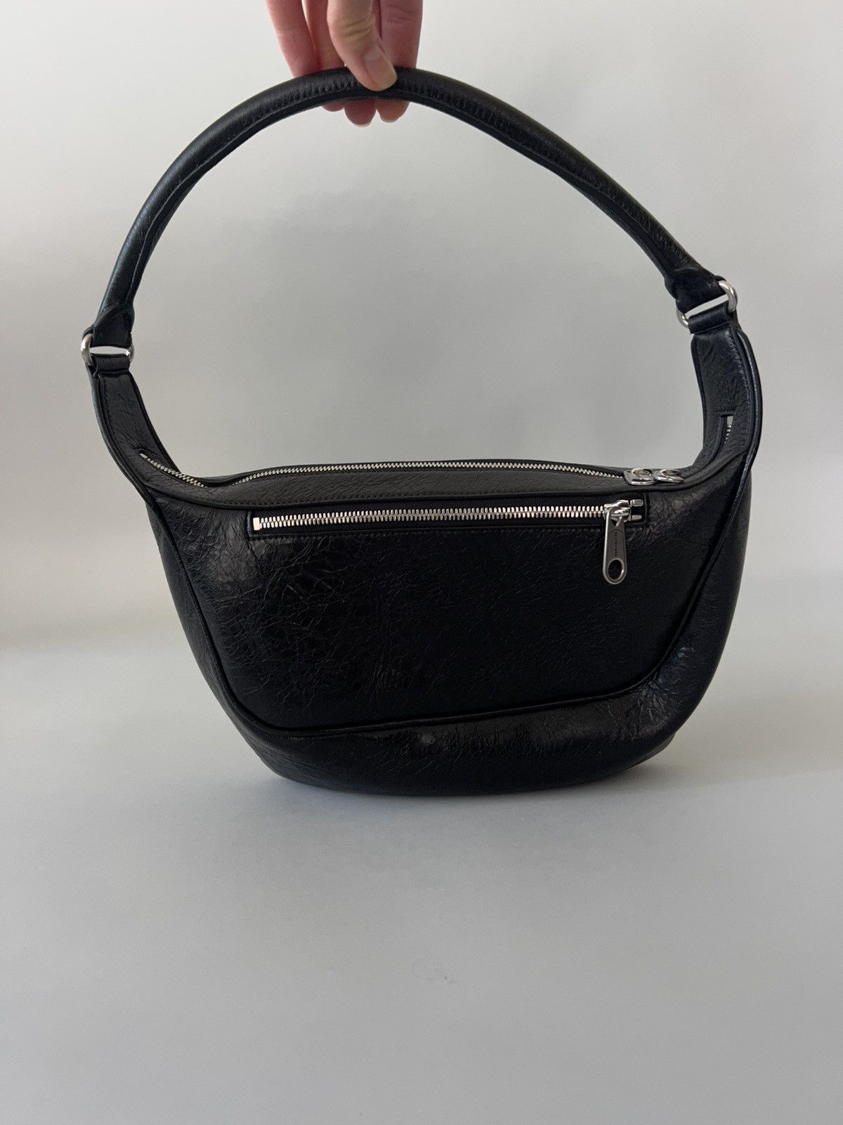 Balenciaga Balenciaga Raver Medium Creased-Leather Shoulder Bag Size ONE SIZE - 10 Thumbnail