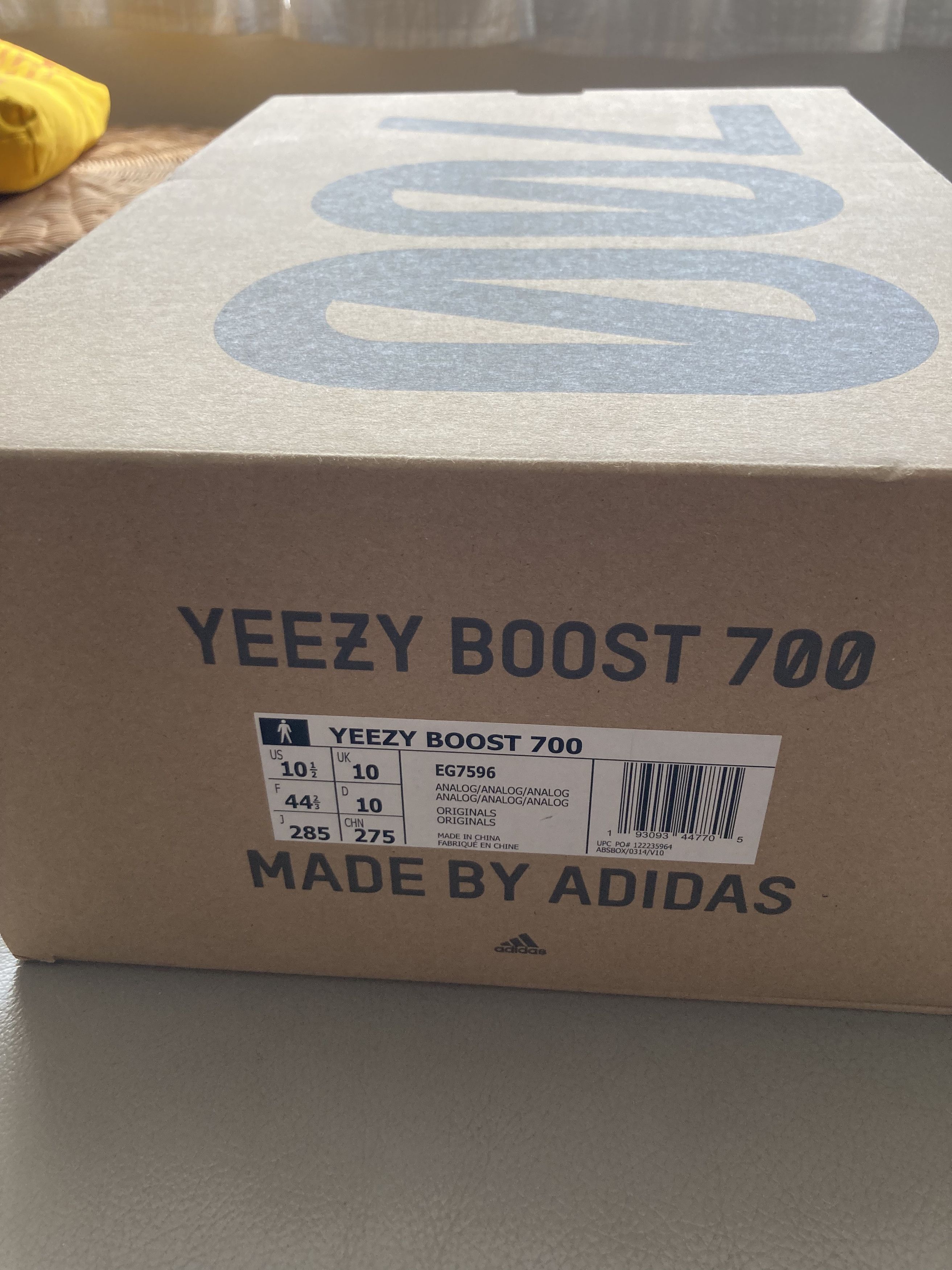 Adidas Yeezy Boost 700 Analog (2019) Size US 10.5 / EU 43-44 - 6 Thumbnail