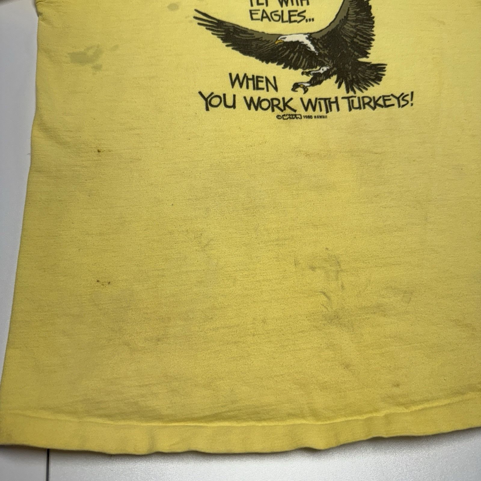 Vintage Vintage 80s Crazy Shirts T Shirt Mens Large Yellow Eagle Tur Size US L / EU 52-54 / 3 - 9 Thumbnail