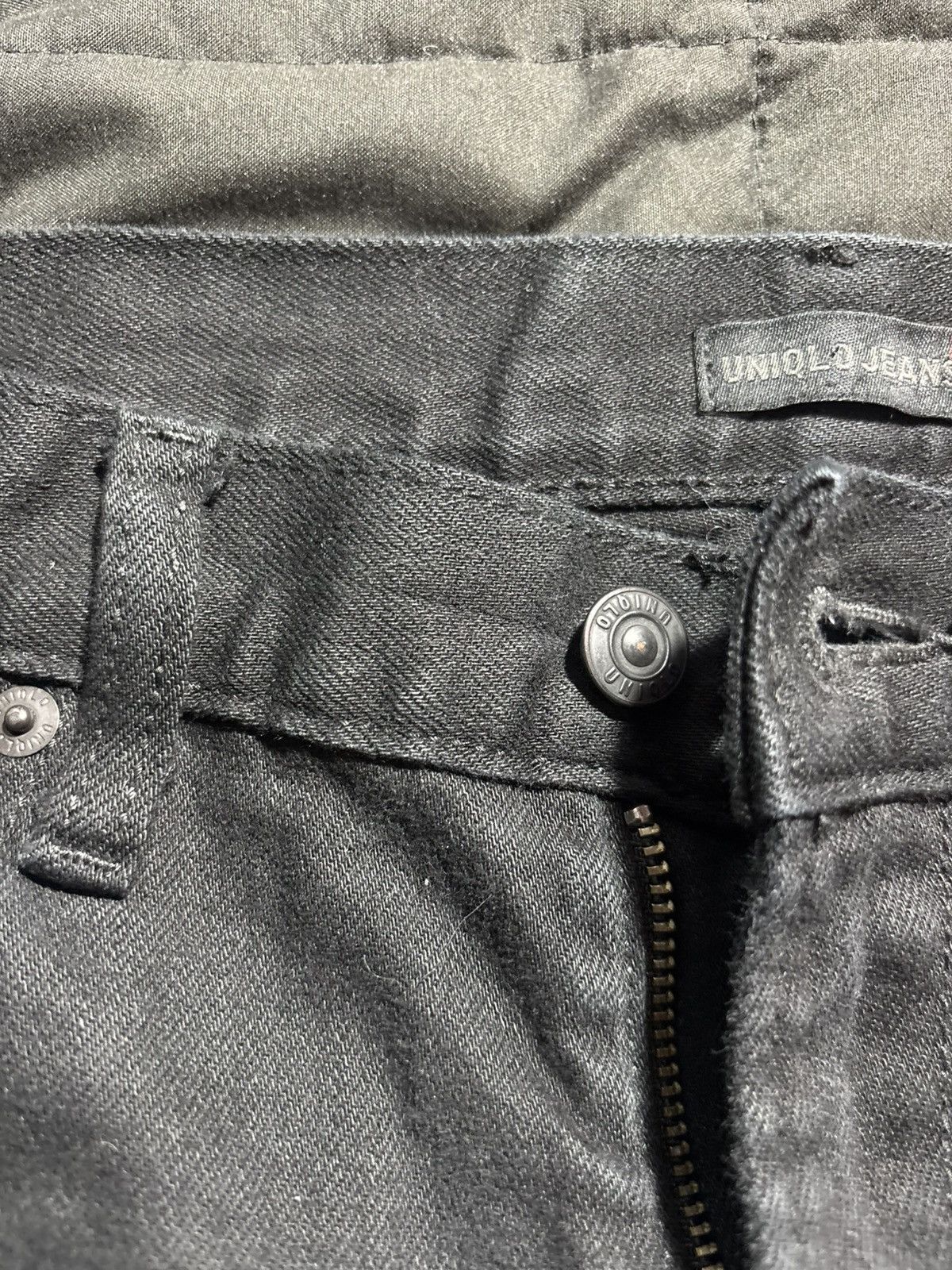 Uniqlo UNIQLO Black Skinny Jeans Size US 30 / EU 46 - 2 Thumbnail