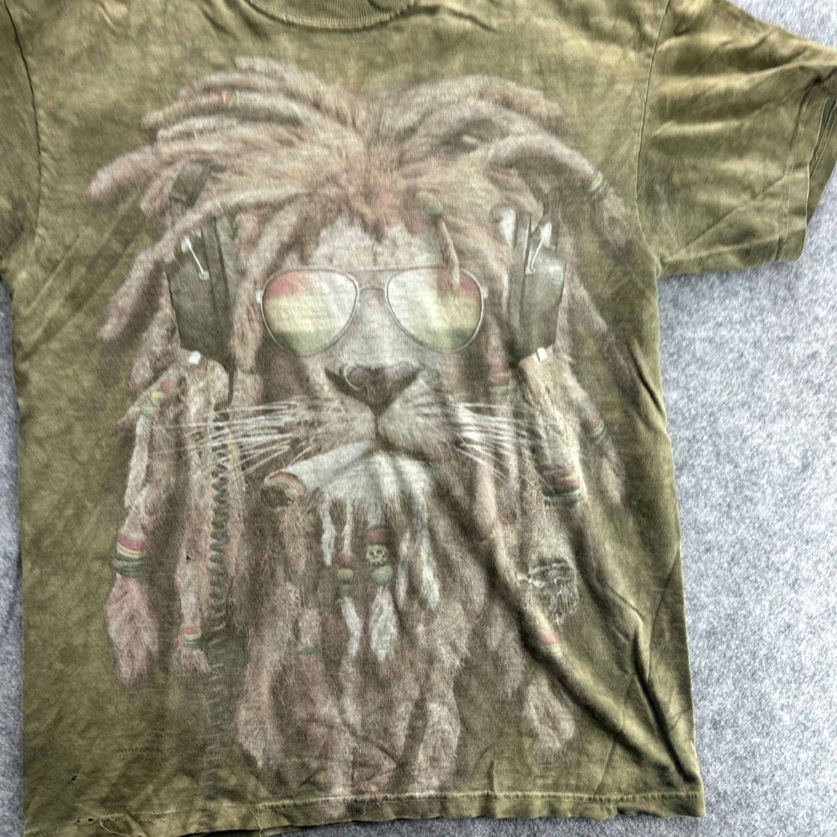 The Mountain VINTAGE The Mountain Mens T-Shirt Adult Large Green reggae Lion Graphic Tee All Seasons Streetwear Size US M / EU 48-50 / 2 - 3 Thumbnail