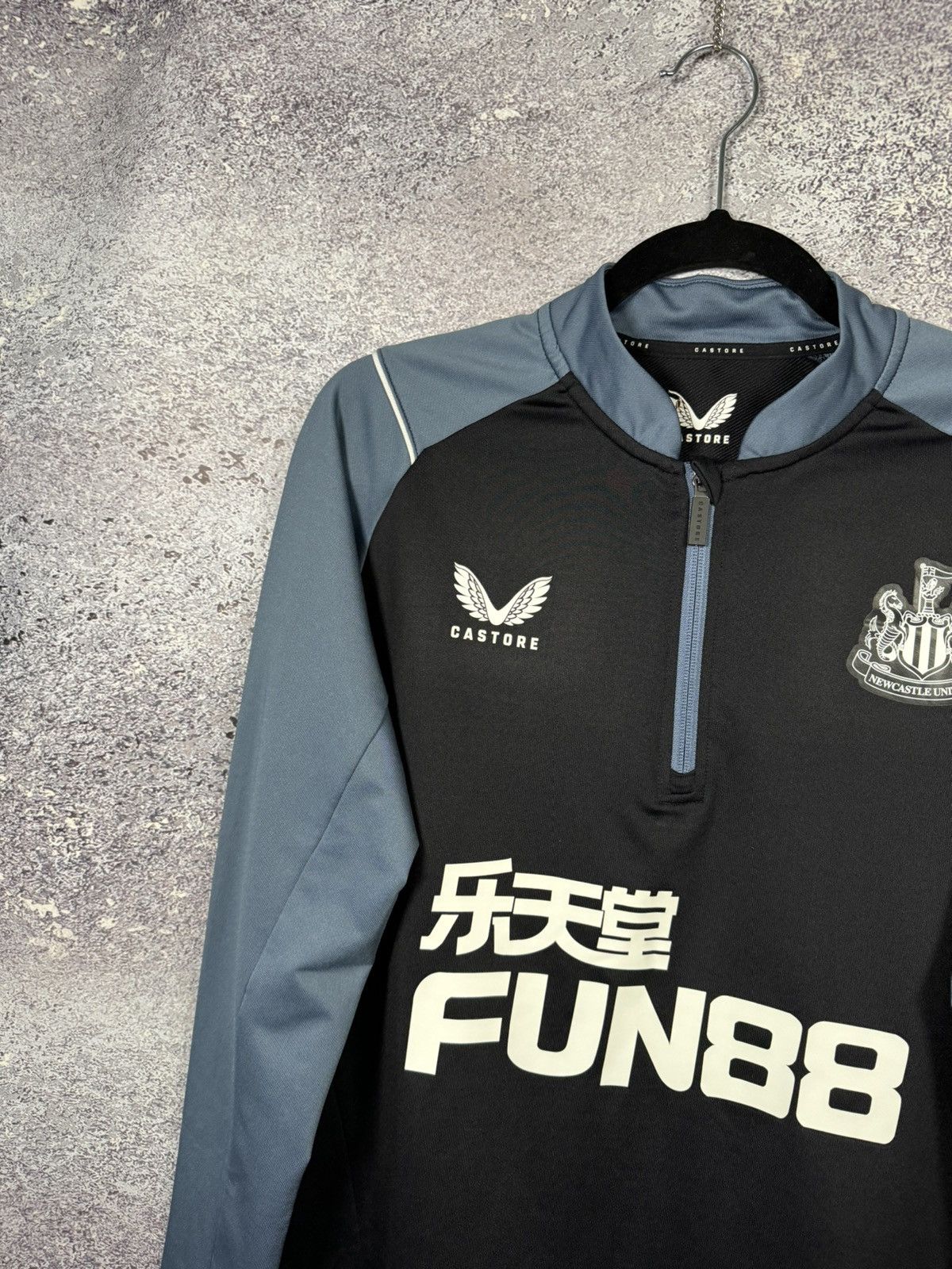 Castore × Vintage Newcastle United 2022/23 Castore Training Zip Sweatshirt Size US S / EU 44-46 / 1 - 7 Thumbnail