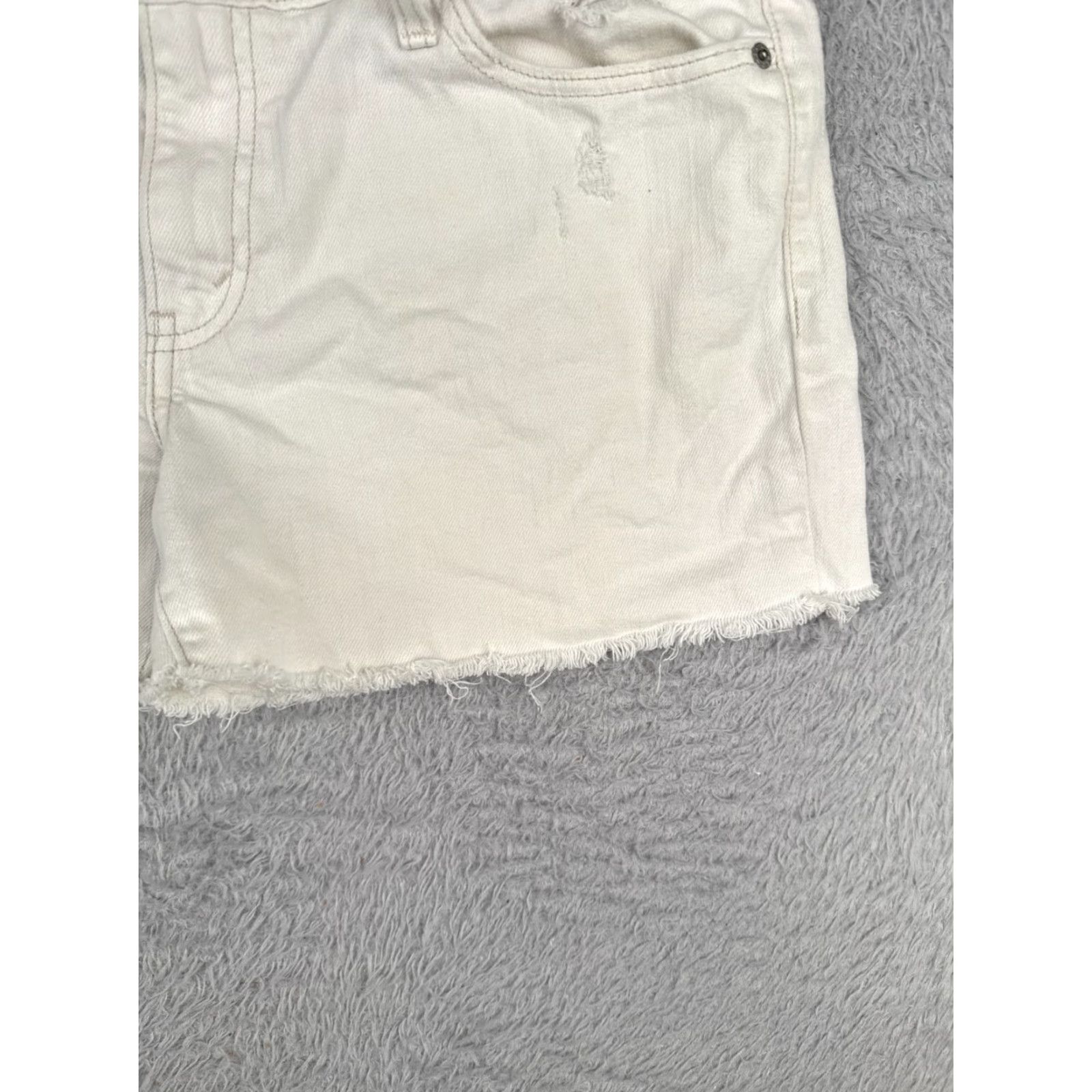 Levi's Levi's Shorts Juniors 11 Women 34x4 White Denim Cut-Off Distressed Zip Cotton Size 32" / US 10 / IT 46 - 2 Thumbnail