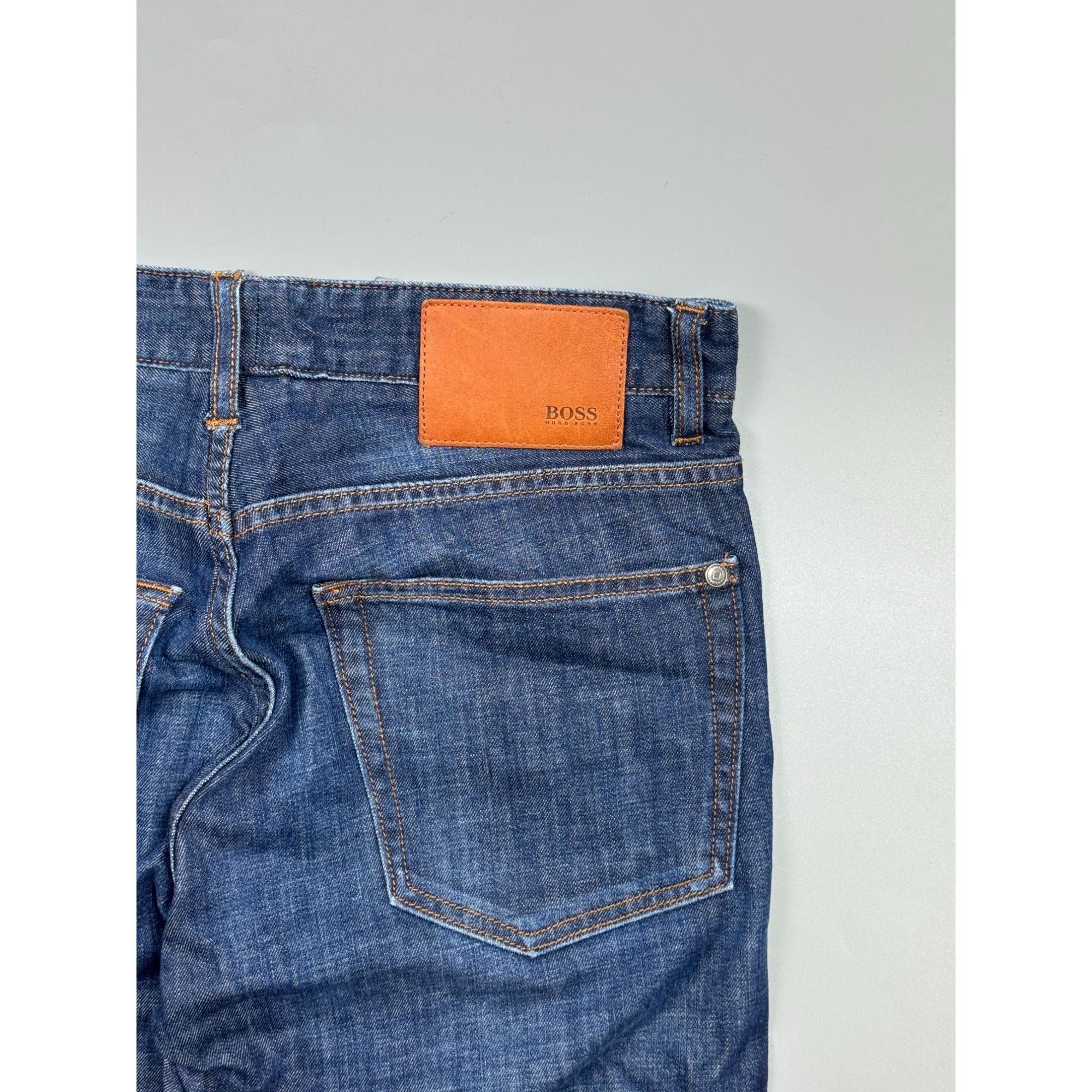 Hugo Boss Hugo Boss Cansas Raw Denim Straight fit Jeans (Y1276) Size US 31 - 13 Thumbnail