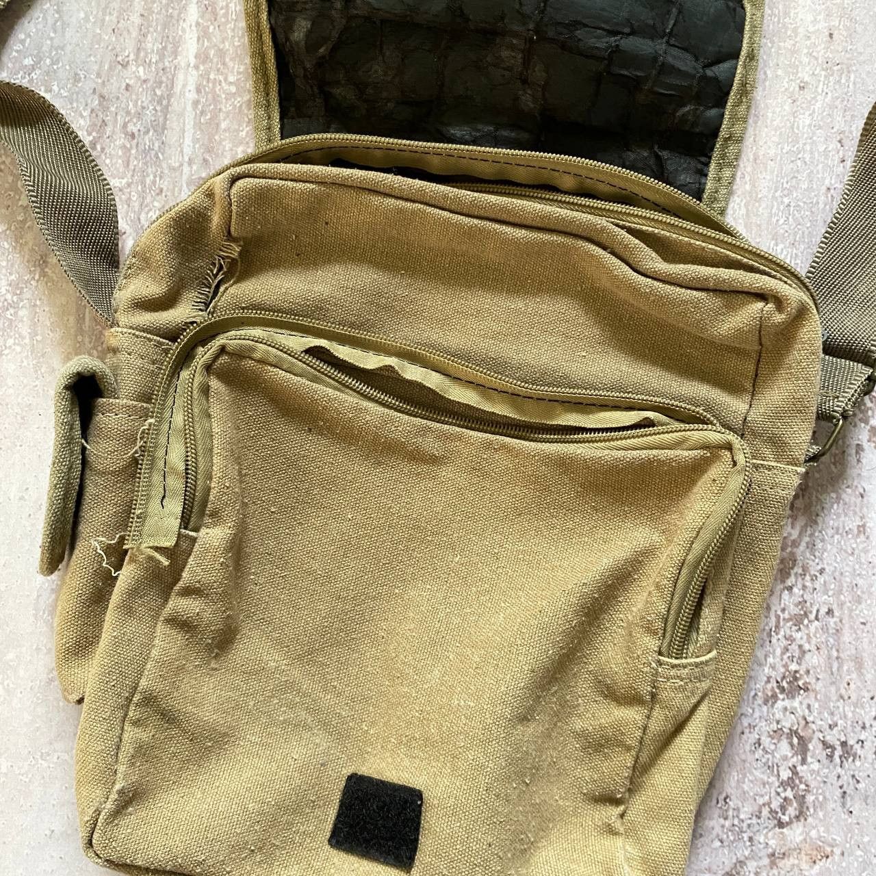 Seditionaries × Vintage VINTAGE Y2K RARE CK USA MILITARY CROSSBODY BAG Size ONE SIZE - 3 Thumbnail