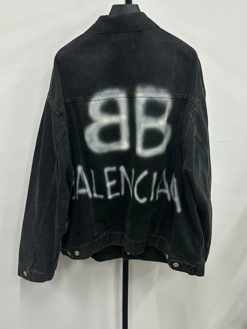 Balenciaga Balenciaga Painted Graffiti Double B Luminous Denim Jacket Size US XS / EU 42 / 0 - 1 Thumbnail