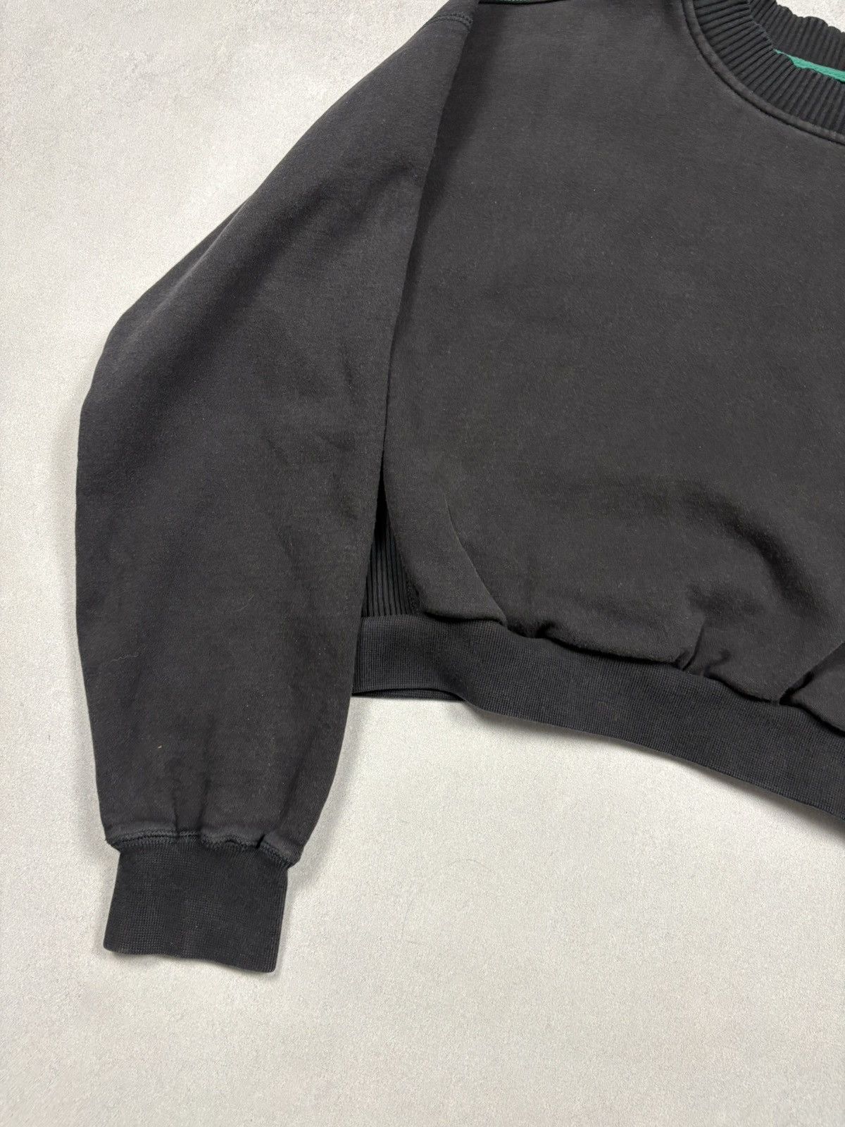 Adidas Vintage 90s Adidas Equipment Cropped Sweatshirt Black Logo M Size M / US 6-8 / IT 42-44 - 5 Thumbnail