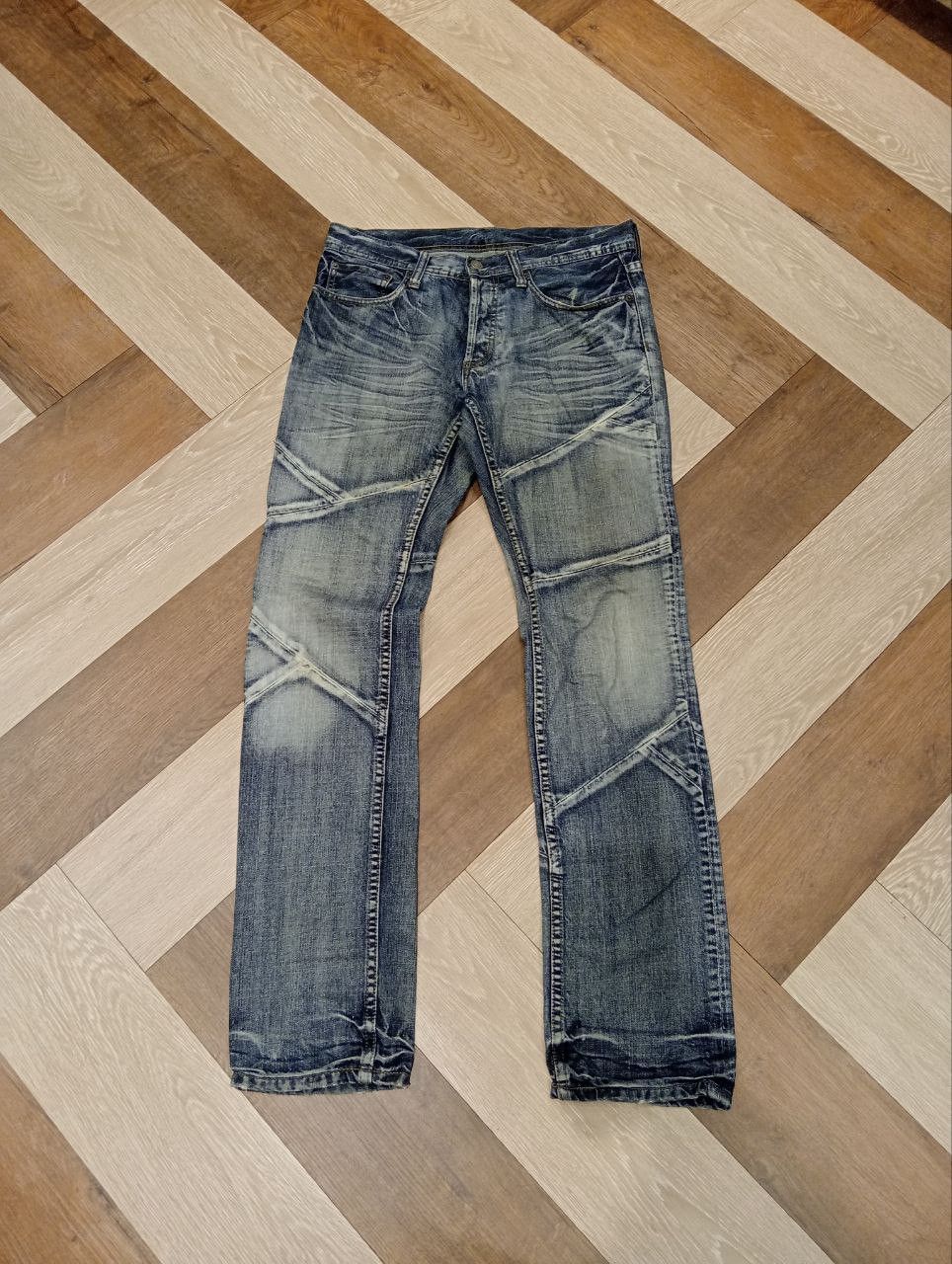 EDGE RUPERT JAPAN DISTRESSED LOOK STYLE JEANS - SIZE M
