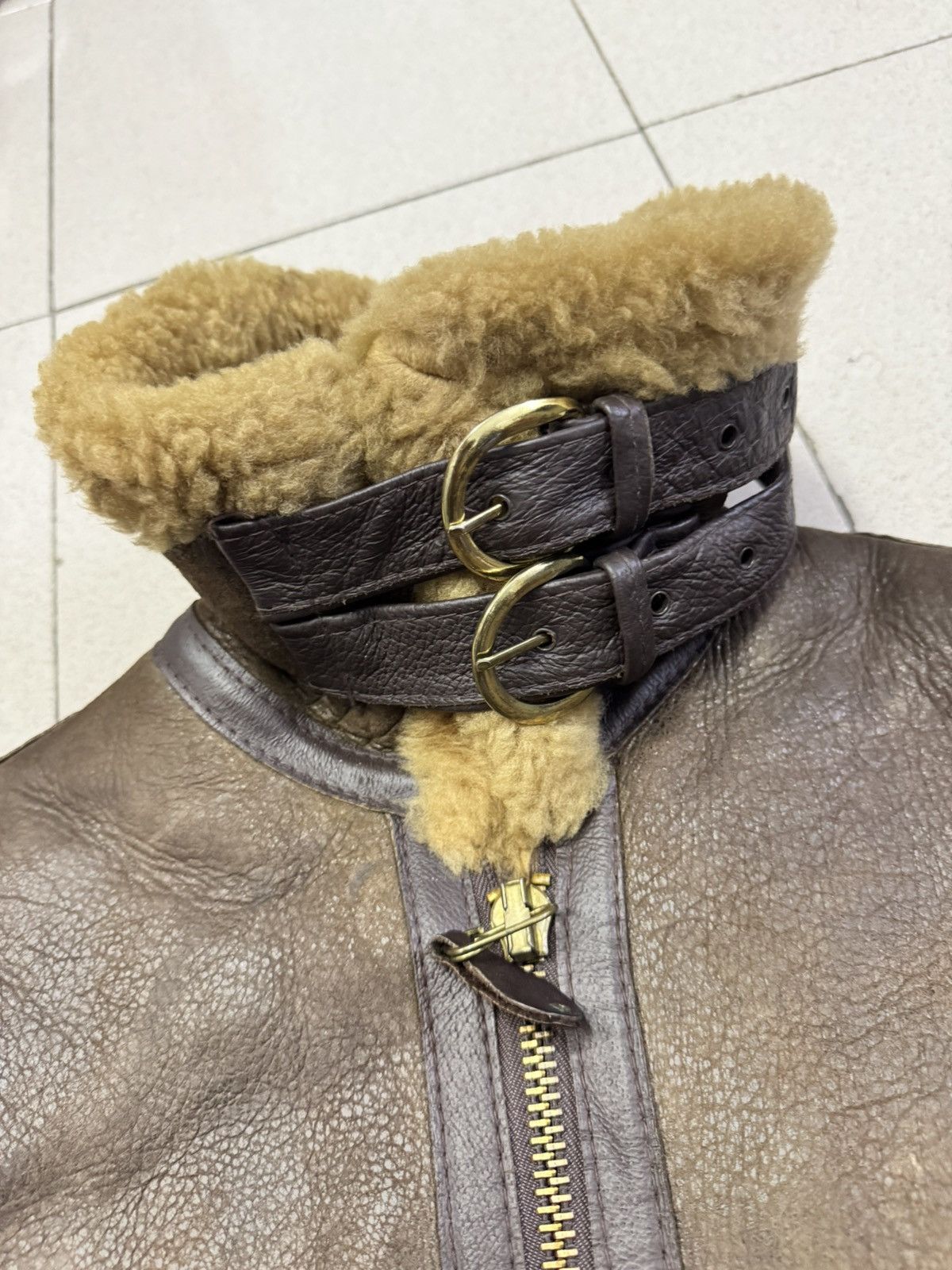 Schott VINTAGE 1980s SCHOTT B-3 SHEARLING JACKET Size US M / EU 48-50 / 2 - 10 Thumbnail