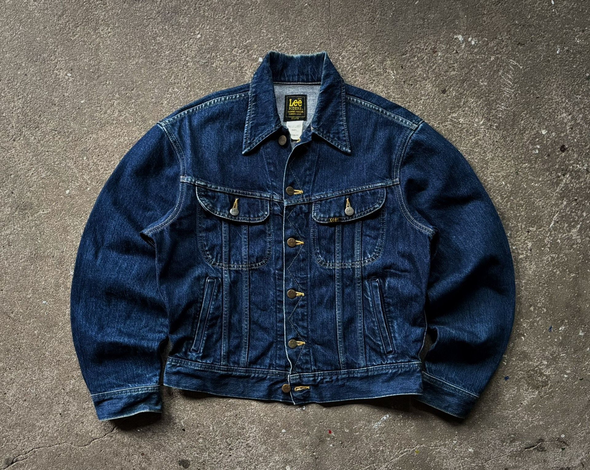 Vintage Vintage Lee Riders 220 Denim Jacket Size US M / EU 48-50 / 2 - 1 Thumbnail