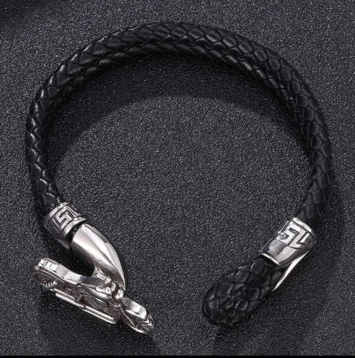 Vintage Men's Leather Woven Bracelet Size ONE SIZE - 1 Thumbnail