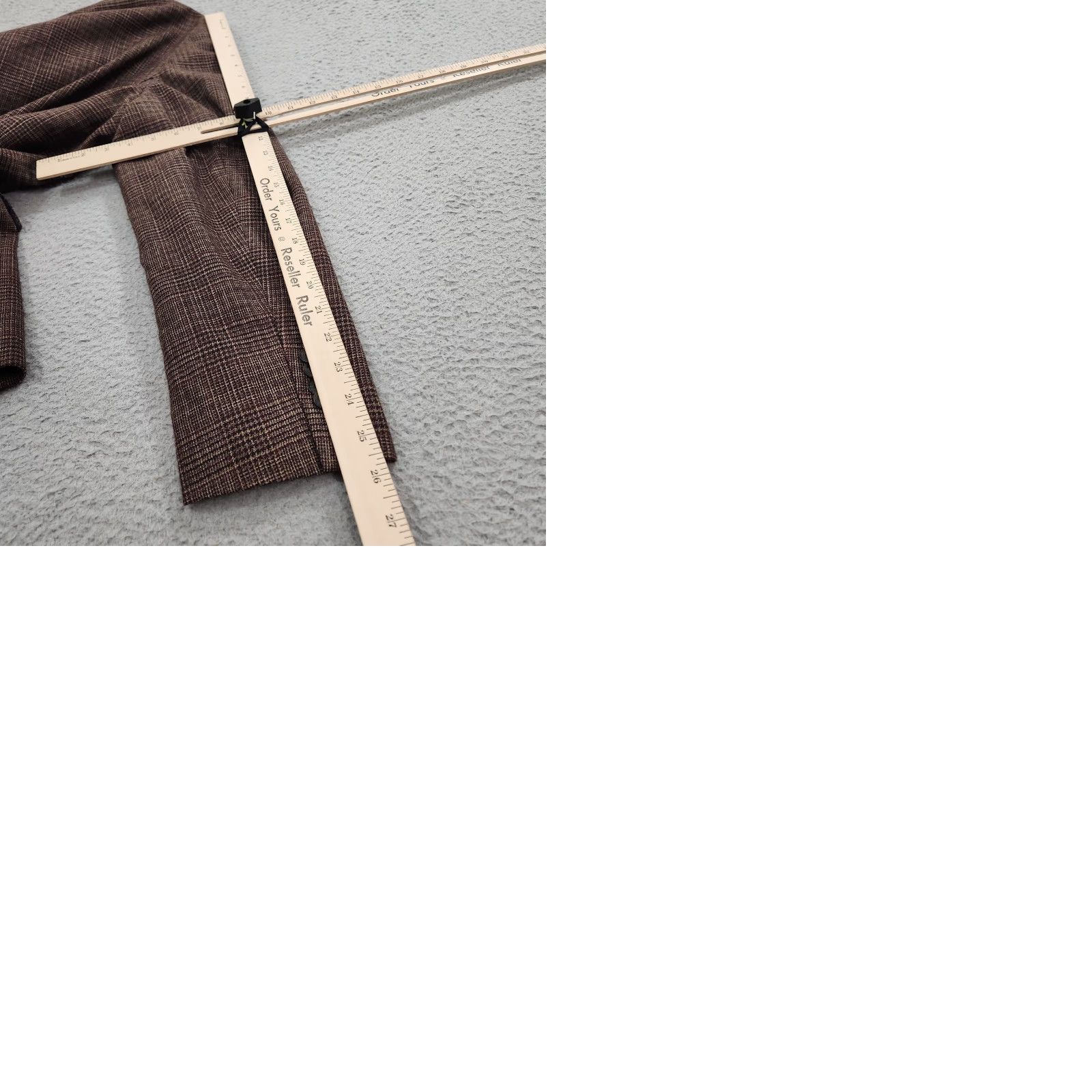 Jos A Bank Sport Coat Men 46R Brown Plaid Slim Fit Unstructured Two-Button Jacket Business Casual Formal Wedding Vintage No