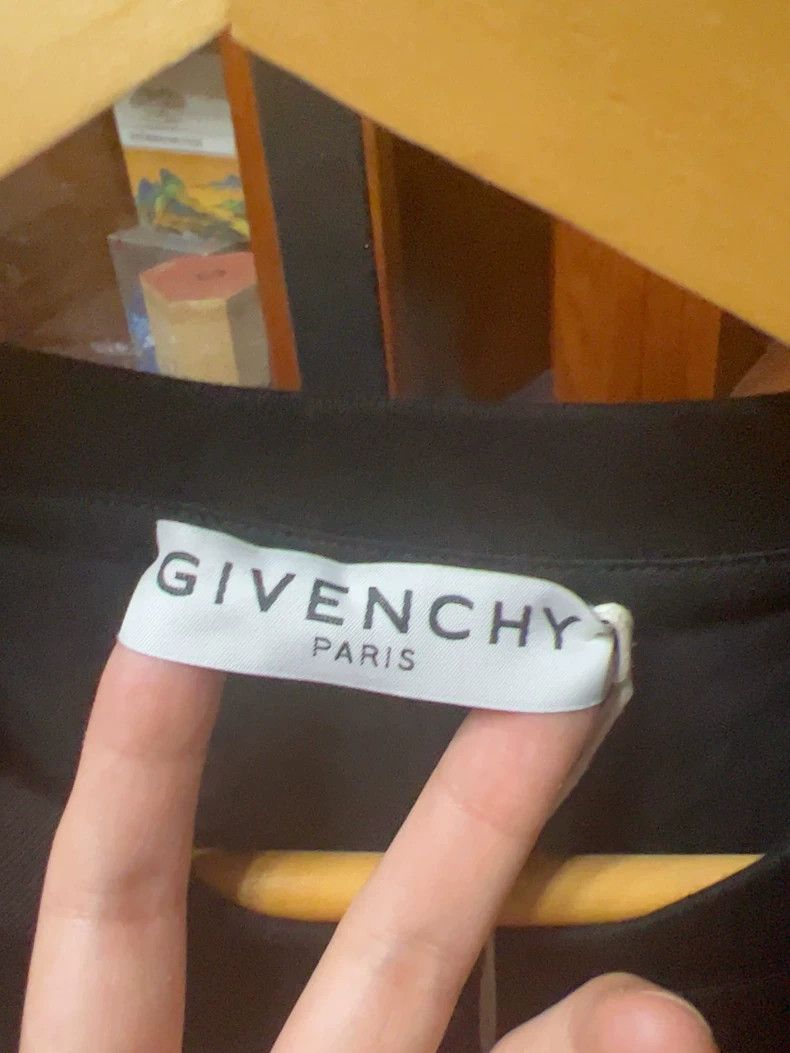 Givenchy Givenchy Black Short-sleeved T-shirt Size US S / EU 44-46 / 1 - 3 Thumbnail