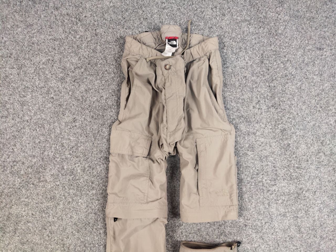 The North Face Vintage 90's The North Face Cargo Beige Track Pants x Shorts Size US 34 / EU 50 - 7 Thumbnail