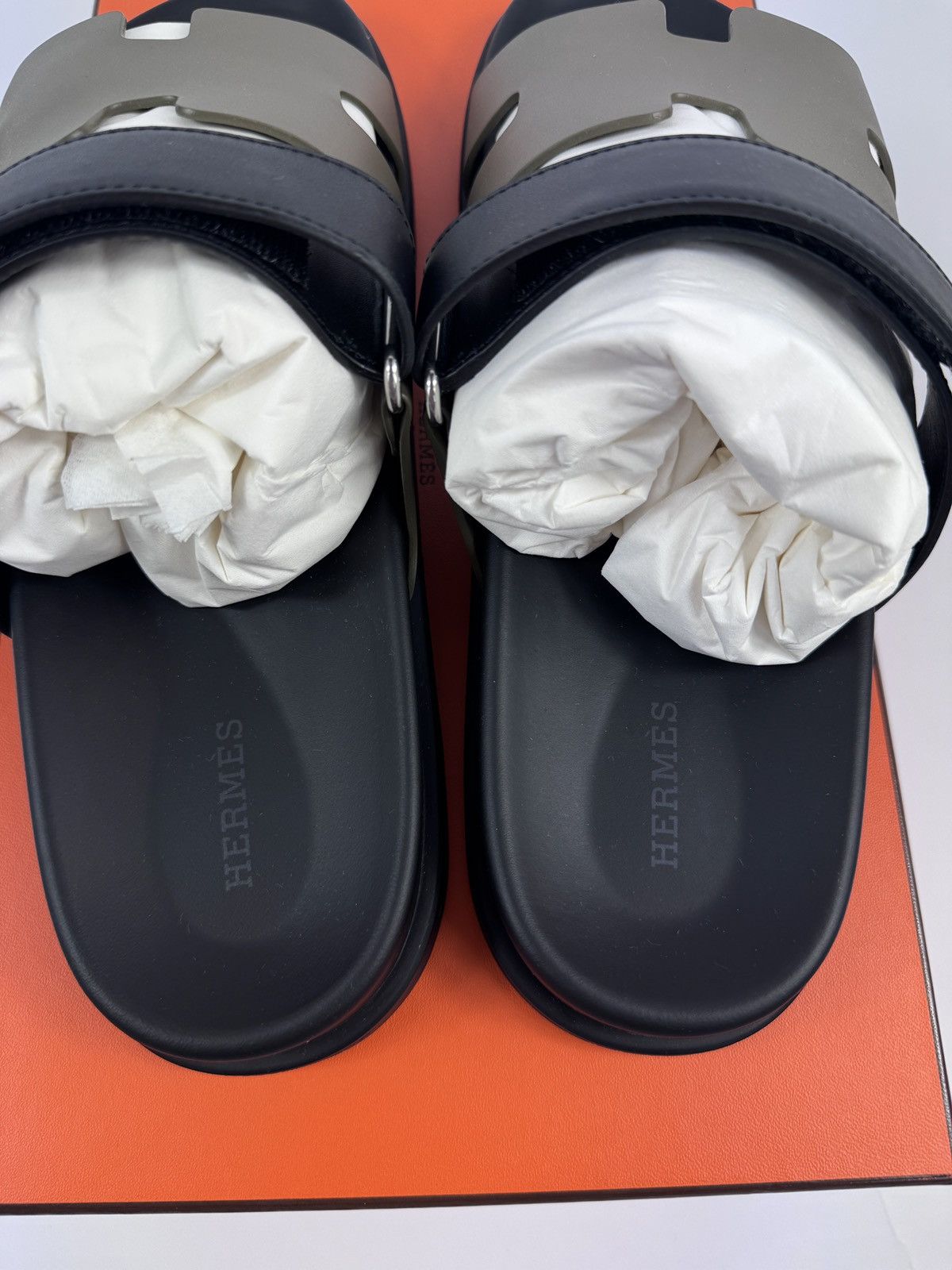 Hermes CHYPRE SANDALS FITS US10 / UK9 Size US 11.5 / EU 44-45 - 4 Thumbnail