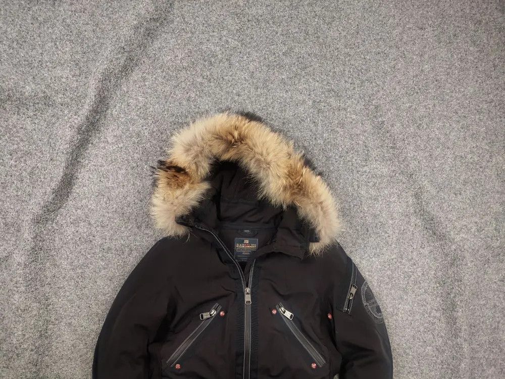 Napapijri Napapijri taped seams Expedition Seams Ski Winter Fur Jacket Size XS / US 0-2 / IT 36-38 - 1 Thumbnail