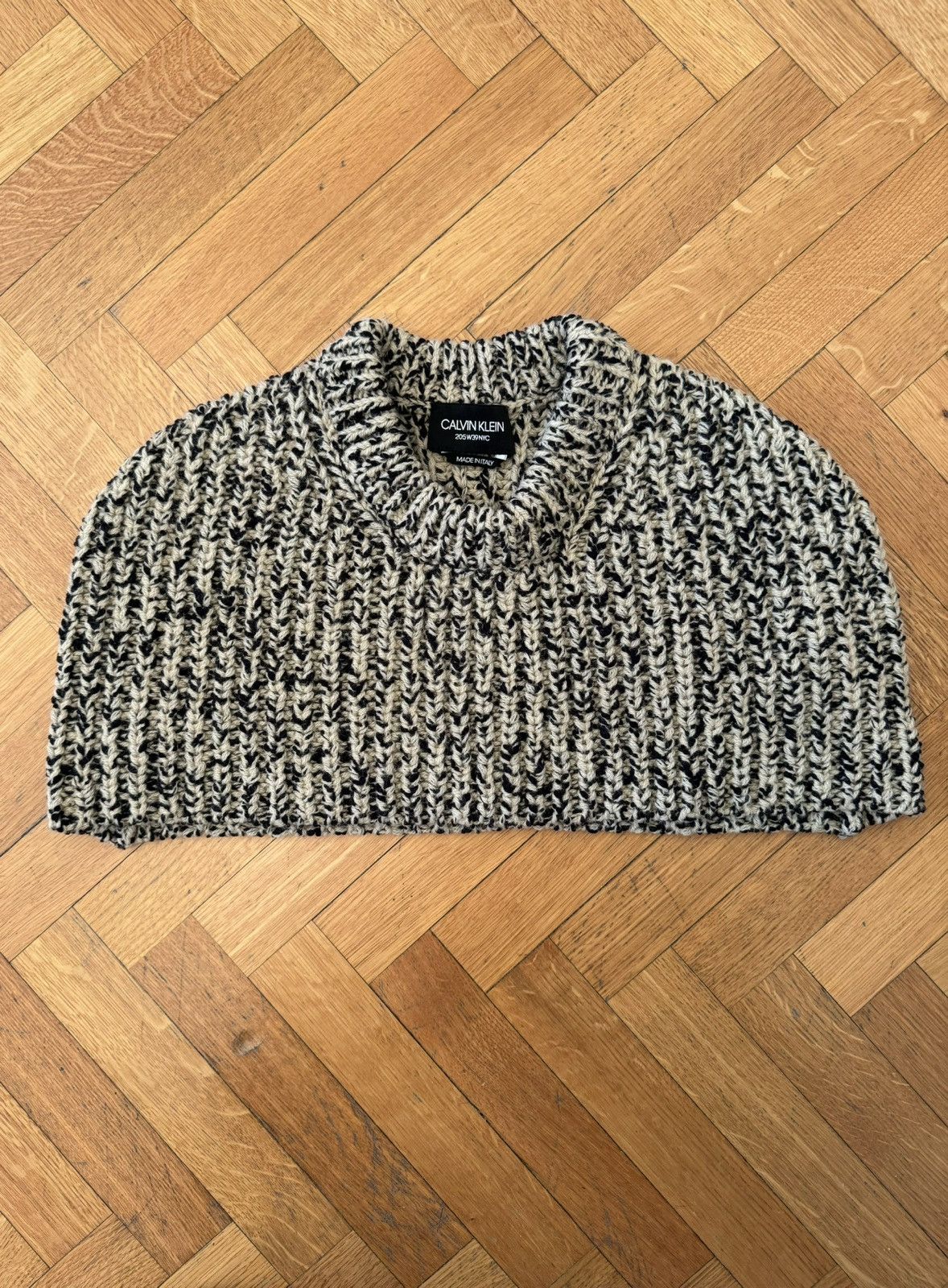 Calvin Klein 205W39NYC CALVIN KLEIN 205W39NYC knit shoulder cover FW18 Size US M / EU 48-50 / 2 - 1 Thumbnail