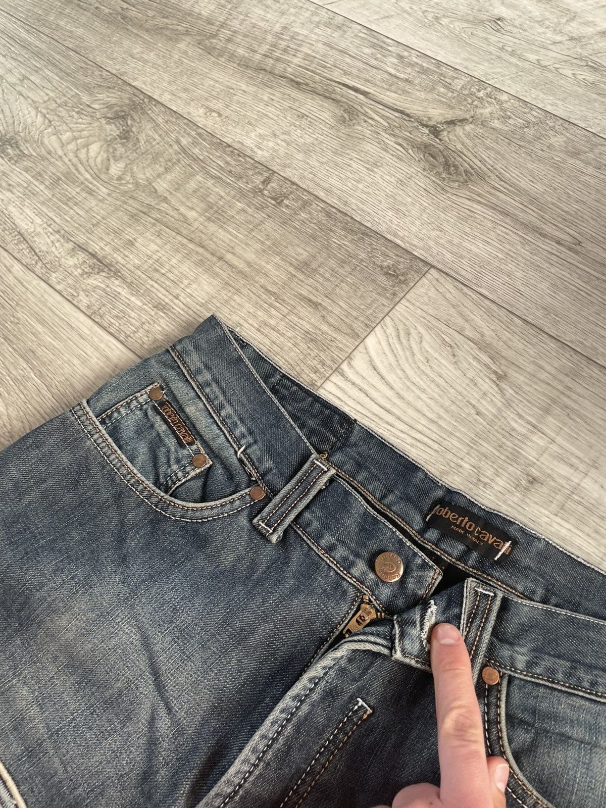 If Six Was Nine × Roberto Cavalli FLARED roberto cavalli jeans backhit logo on back pocket Size US 33 - 4 Thumbnail