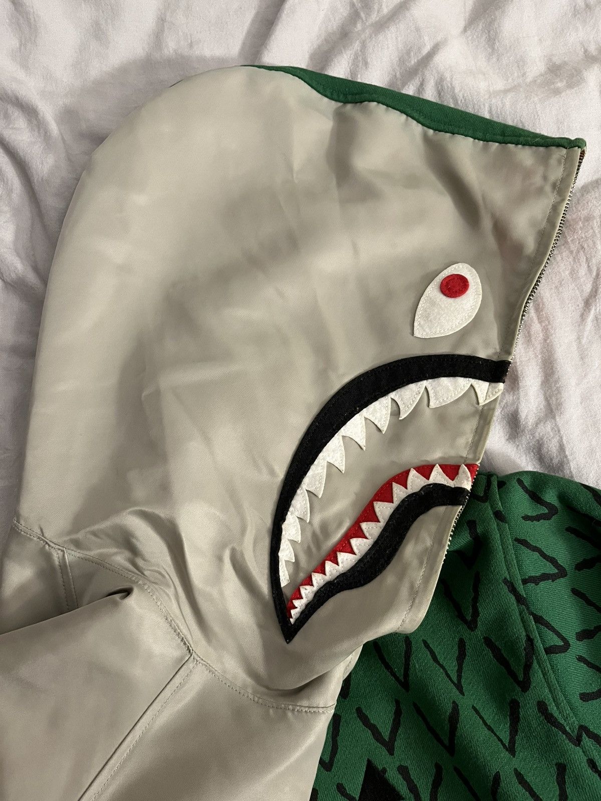 Ambush Design × Bape Bape ambush lizard hoodie full zip shark Size US L / EU 52-54 / 3 - 9 Thumbnail