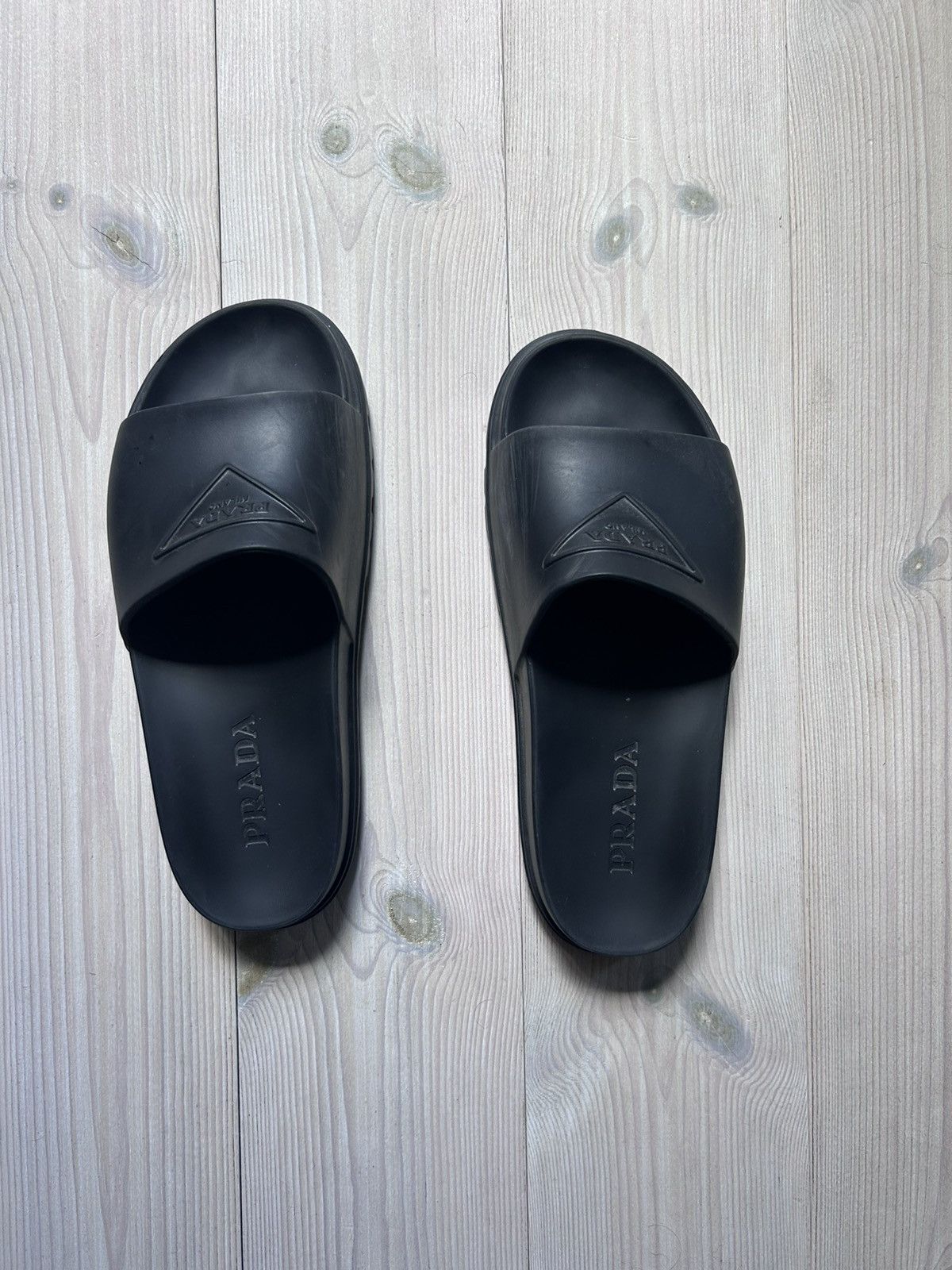 Prada Prada slippers Size US 10 / EU 43 - 2 Thumbnail