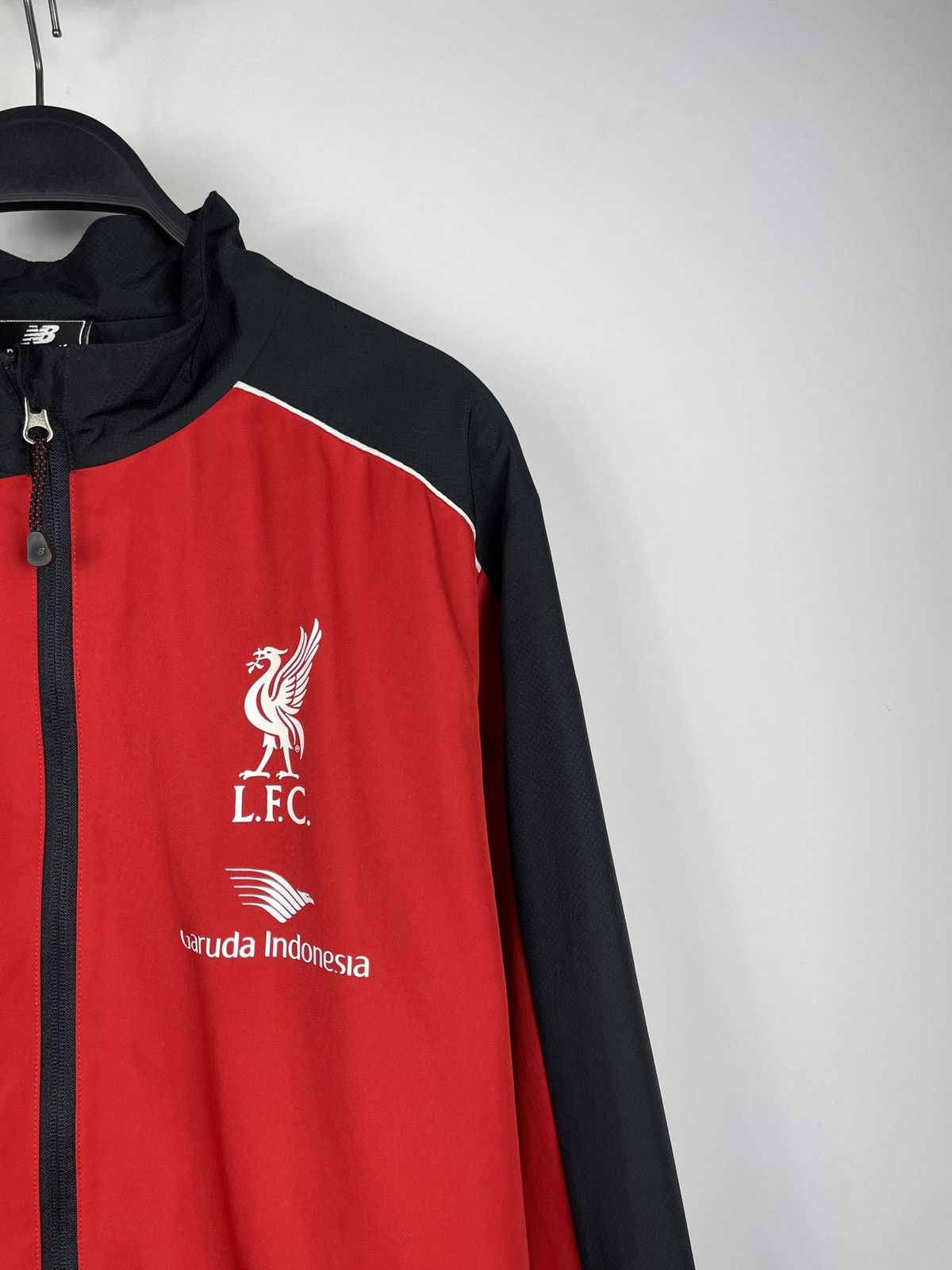 New Balance 2015 Liverpool Player Presentation Soccer Jacket Size US L / EU 52-54 / 3 - 3 Thumbnail