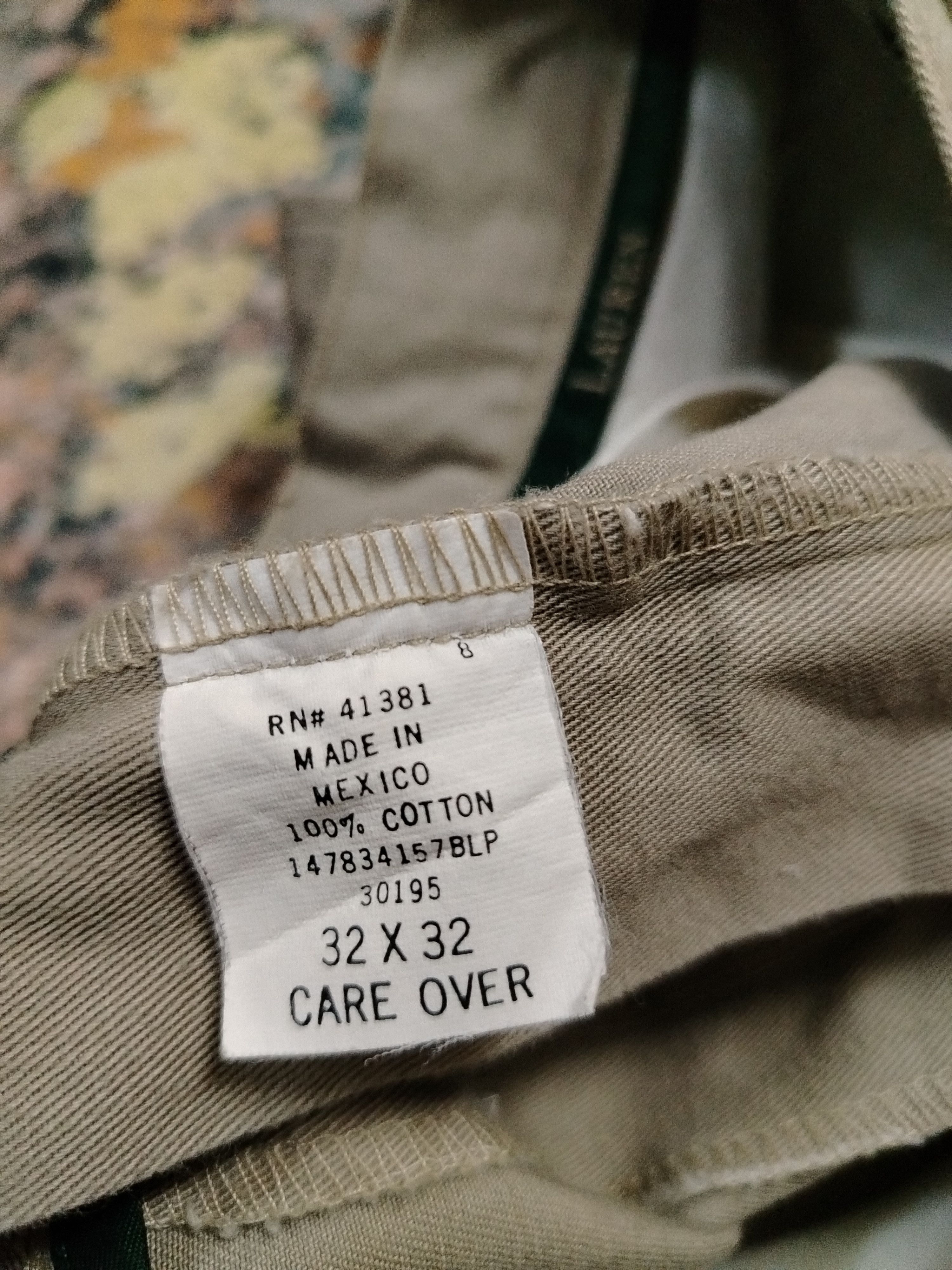 Ralph Lauren Lauren Ralph Lauren khakis pants Size US 33 - 3 Thumbnail