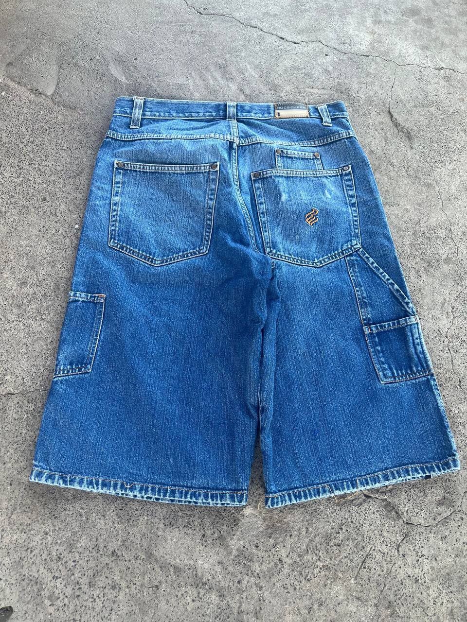 Japanese Brand × Rocawear × Vintage Vintage Y2K Rocawear Rap Skate Avantgarde Baggy Shorts Size US 34 / EU 50 - 6 Thumbnail
