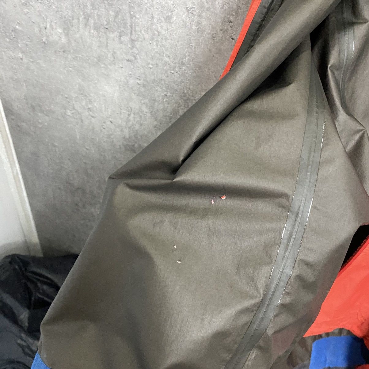 Arc'teryx Men's Arcteryx Beta Gore-Tex Jacket Size US L / EU 52-54 / 3 - 19 Thumbnail