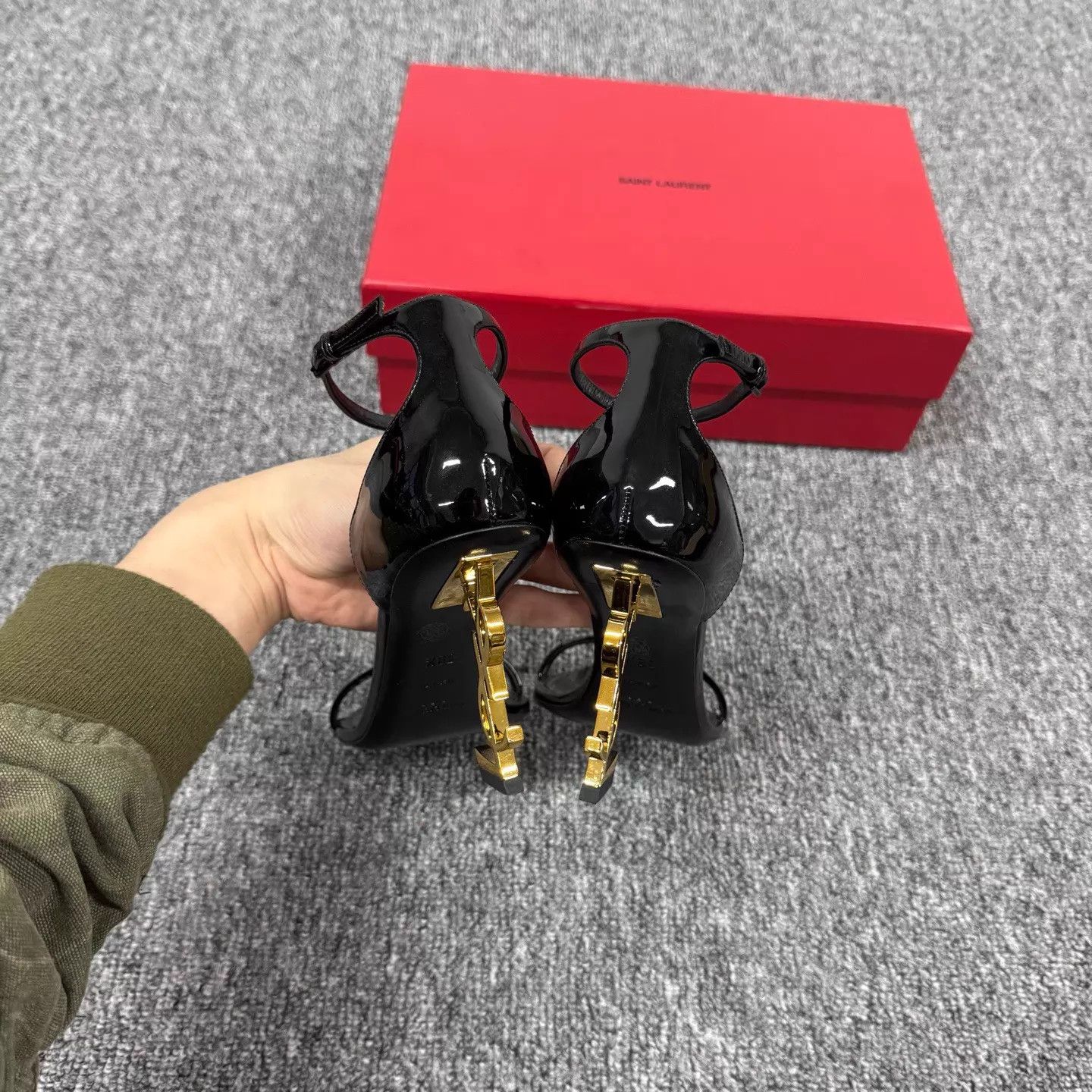 Saint Laurent Paris SLP Black Patent Leather Buckle Metal Heels 38.5 Size US 8 / IT 38 - 4 Thumbnail