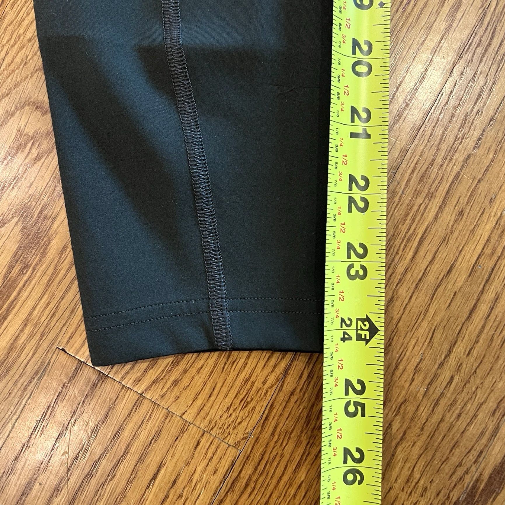 Vintage LNDR Women’s Leggings Size XS Capri Tapered Zip Pocket Back Activewear Yoga Running Gym Womens XS Green/Black Size 26" / US 2 / IT 38 - 5 Thumbnail