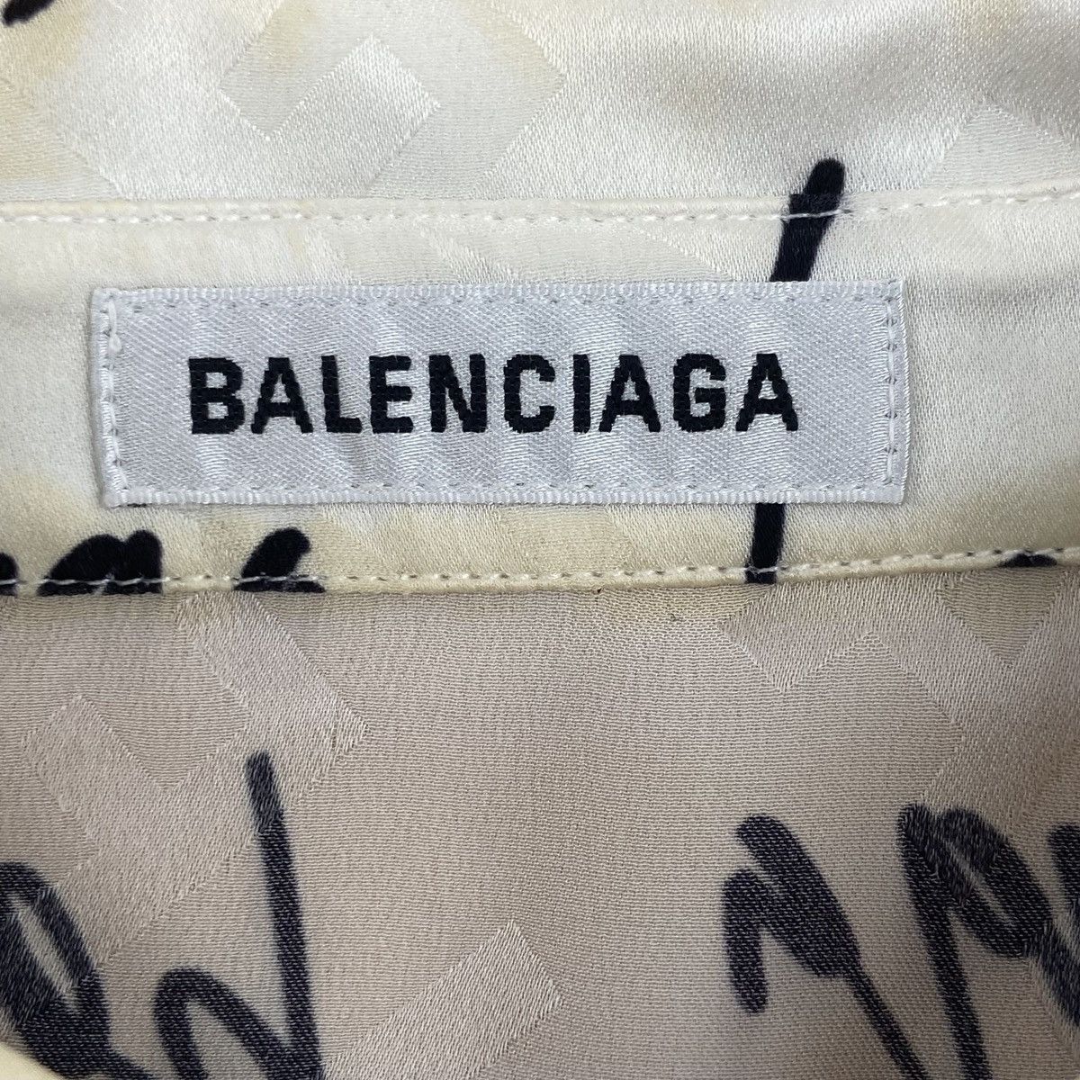 Balenciaga Balenciaga Sun Protection Long Sleeve Shirt K26WX Size US XS / EU 42 / 0 - 5 Thumbnail