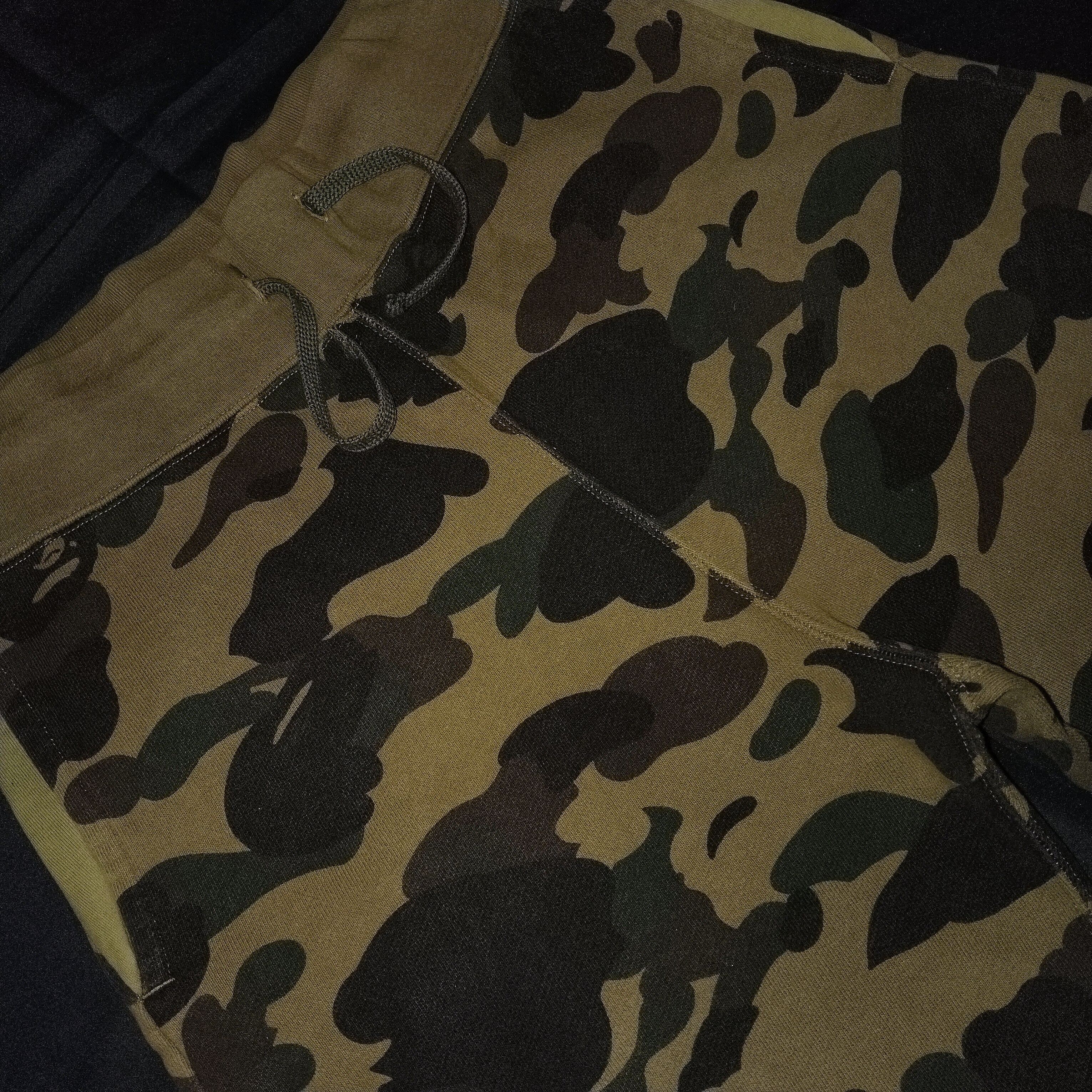 Bape Bape Camo Sweat Short Size US 30 / EU 46 - 2 Thumbnail