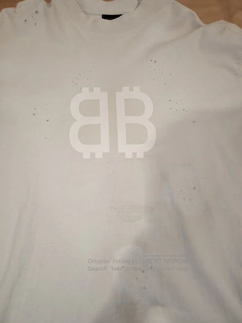 Balenciaga Balenciaga Bitcoin Short-sleeve T-Shirt, White, Size S Size US S / EU 44-46 / 1 - 2 Thumbnail