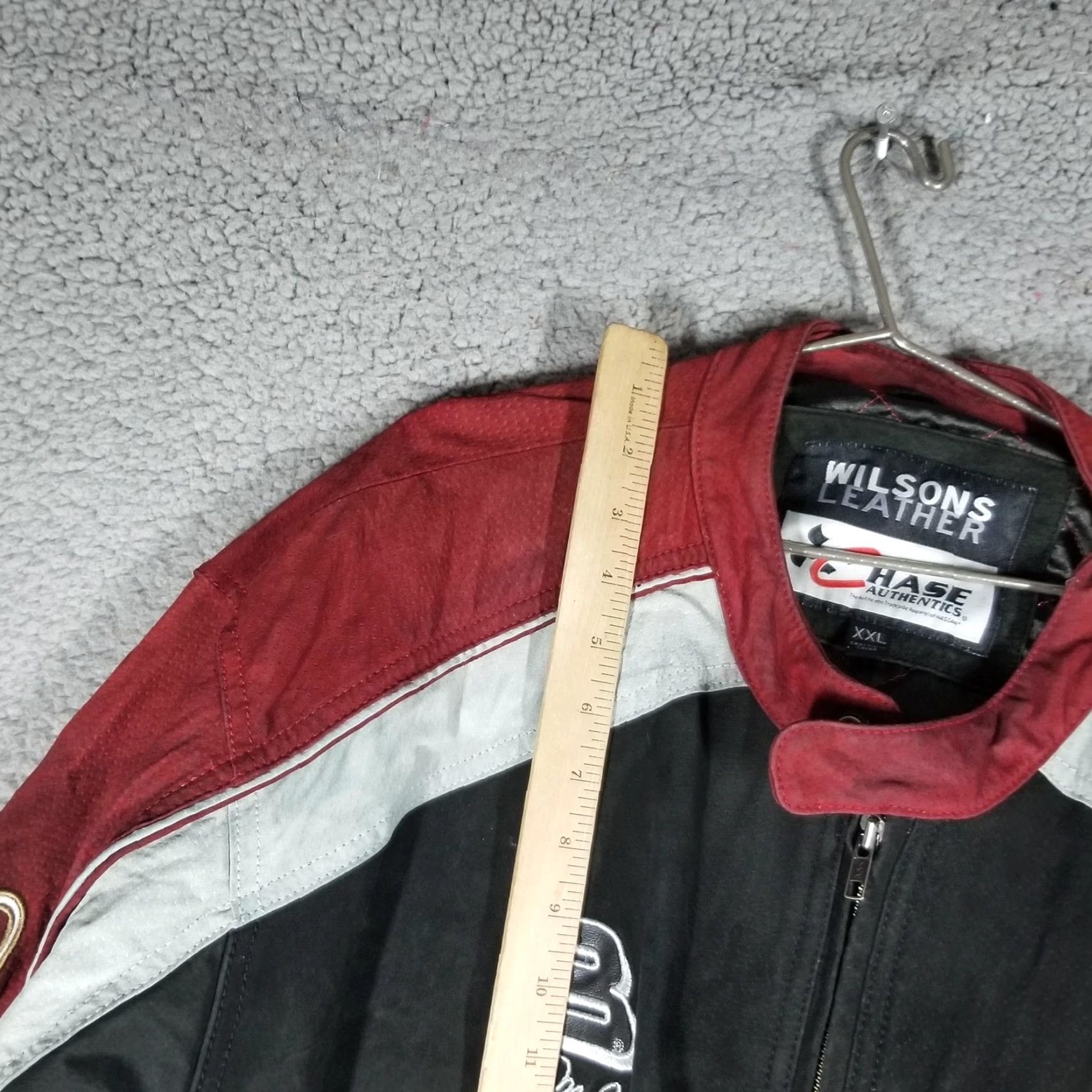Vintage Budweiser NASCAR Jacket Mens 2XL Black Red Wilsons Leather Dale Jr Racing Chase Authentics XX Budweiser NASCAR Jacket Chase Authentics Leather 2XL Size US XXL / EU 58 / 5 - 6 Thumbnail