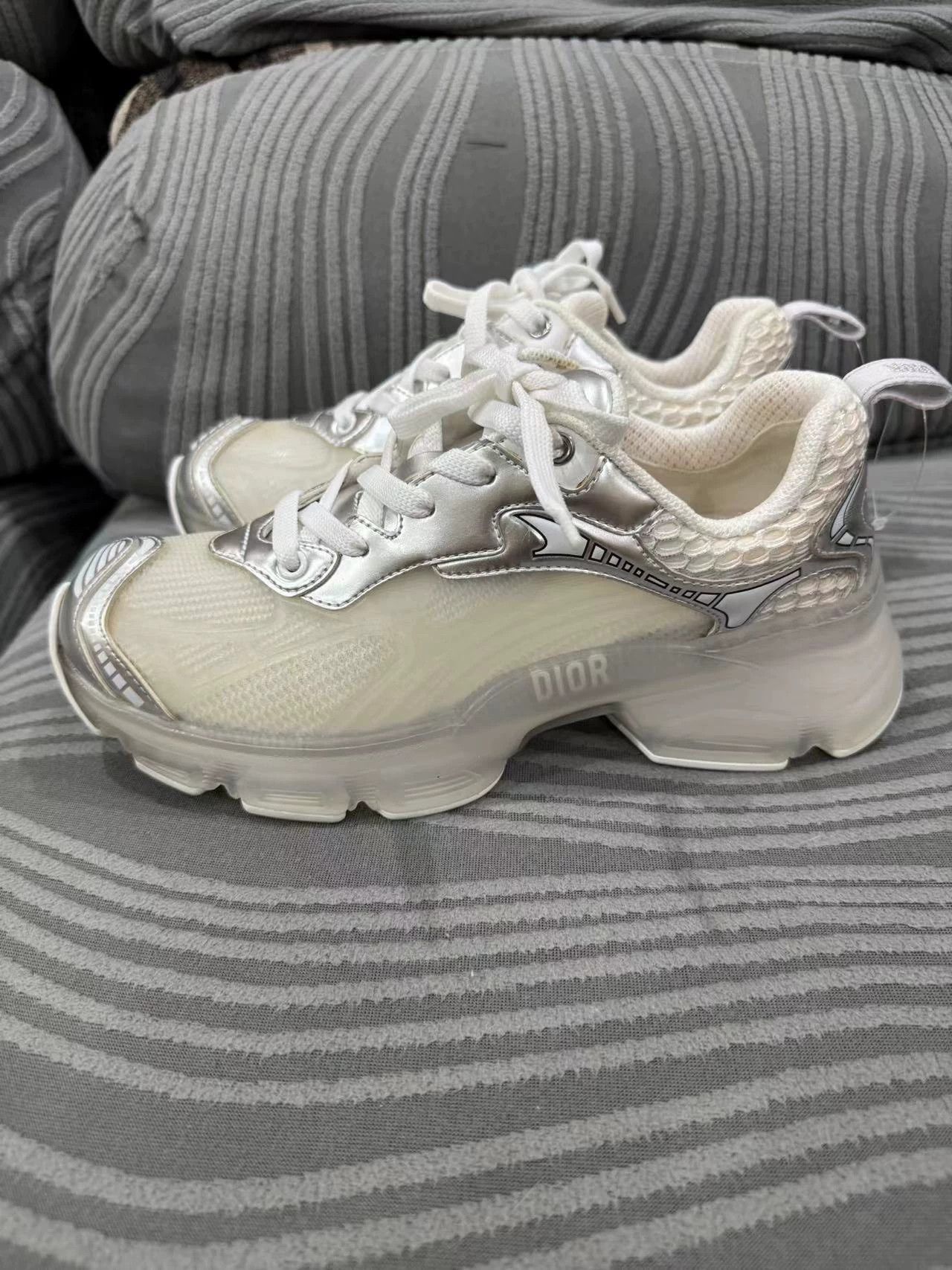 Dior Dior sneakers 37 worn twice Size US 6.5 / IT 36.5 - 1 Thumbnail