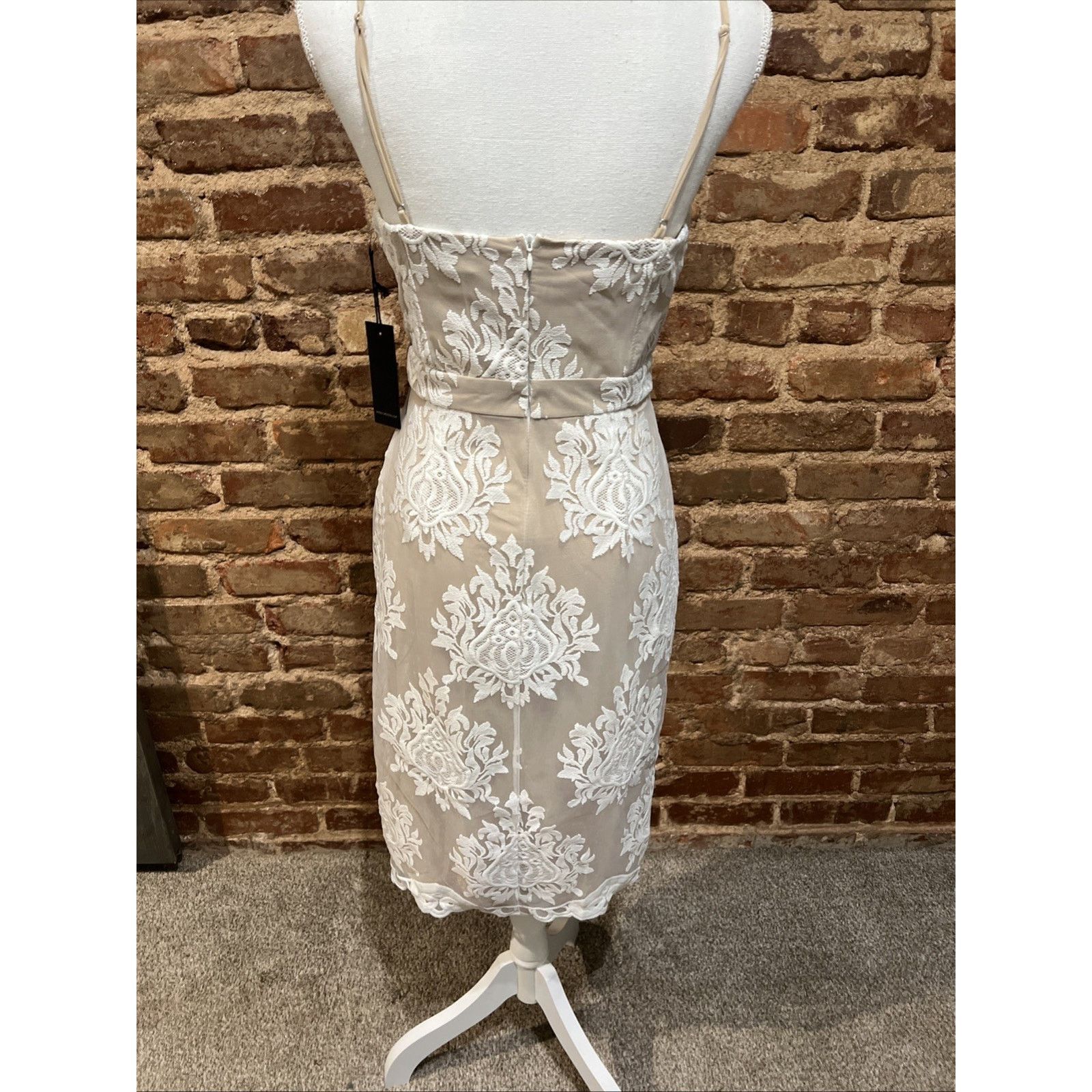 Forever 21 Forever 21 Y2K Womens Size M Beige/Lace party dress MIDI Size M / US 6-8 / IT 42-44 - 4 Thumbnail
